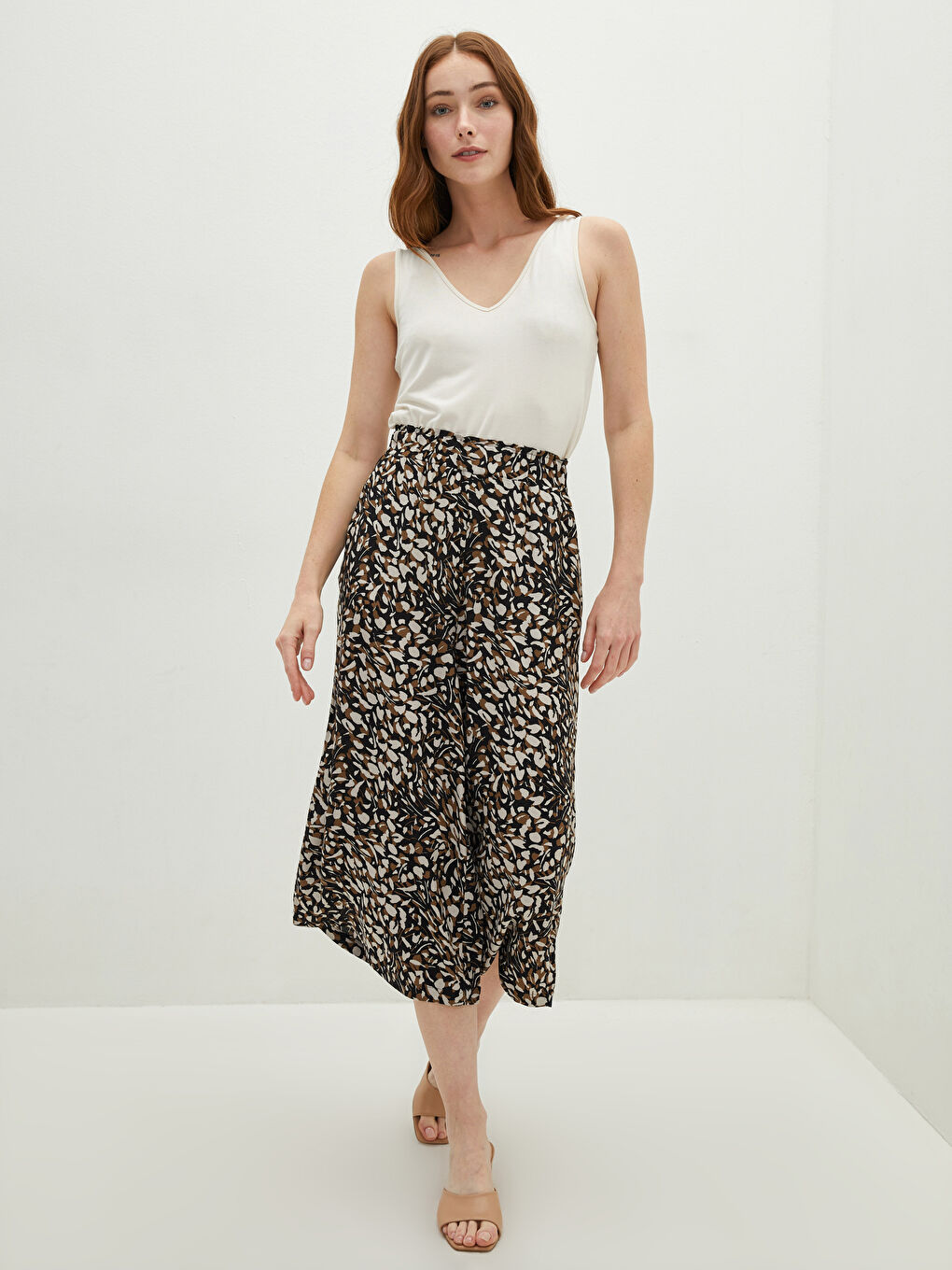 Kahverengi Yüksek Bel Desenli Viskon Kadın Kapri