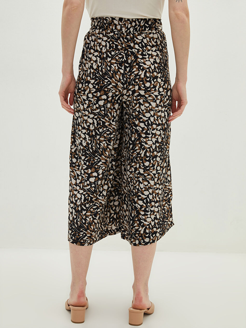 Kahverengi Yüksek Bel Desenli Viskon Kadın Kapri-4