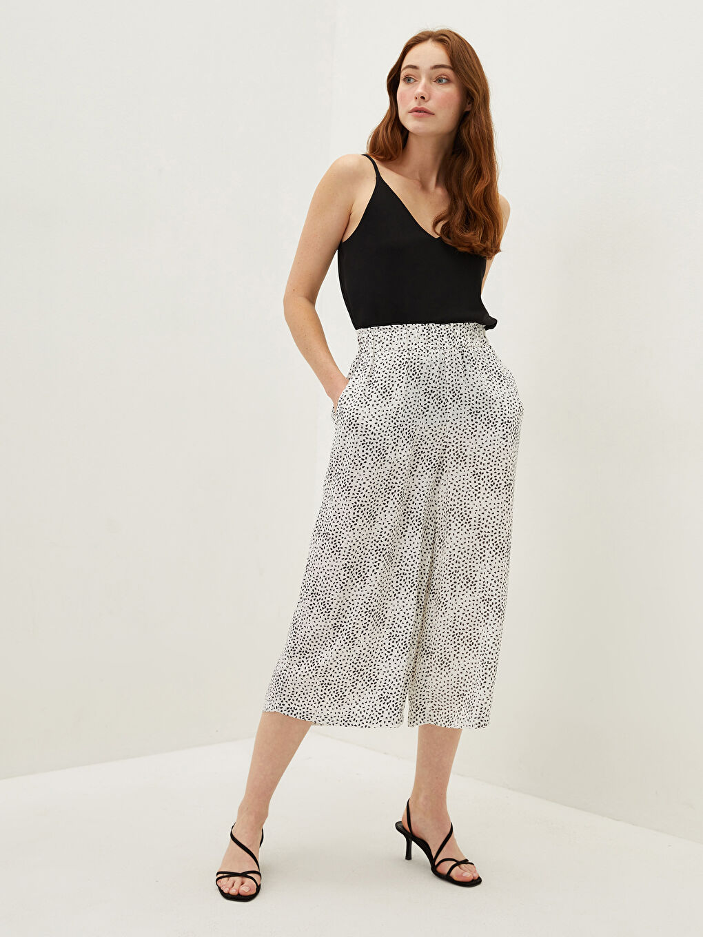 Elastic Waist Patterned Pocket Detailed Leather Jacket Women's Capri-2