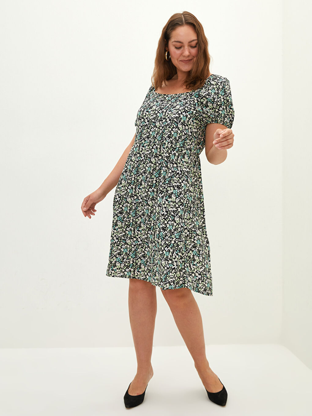 Plus Size Square Neck Floral Short Sleeve Viscose Women's Dress-1