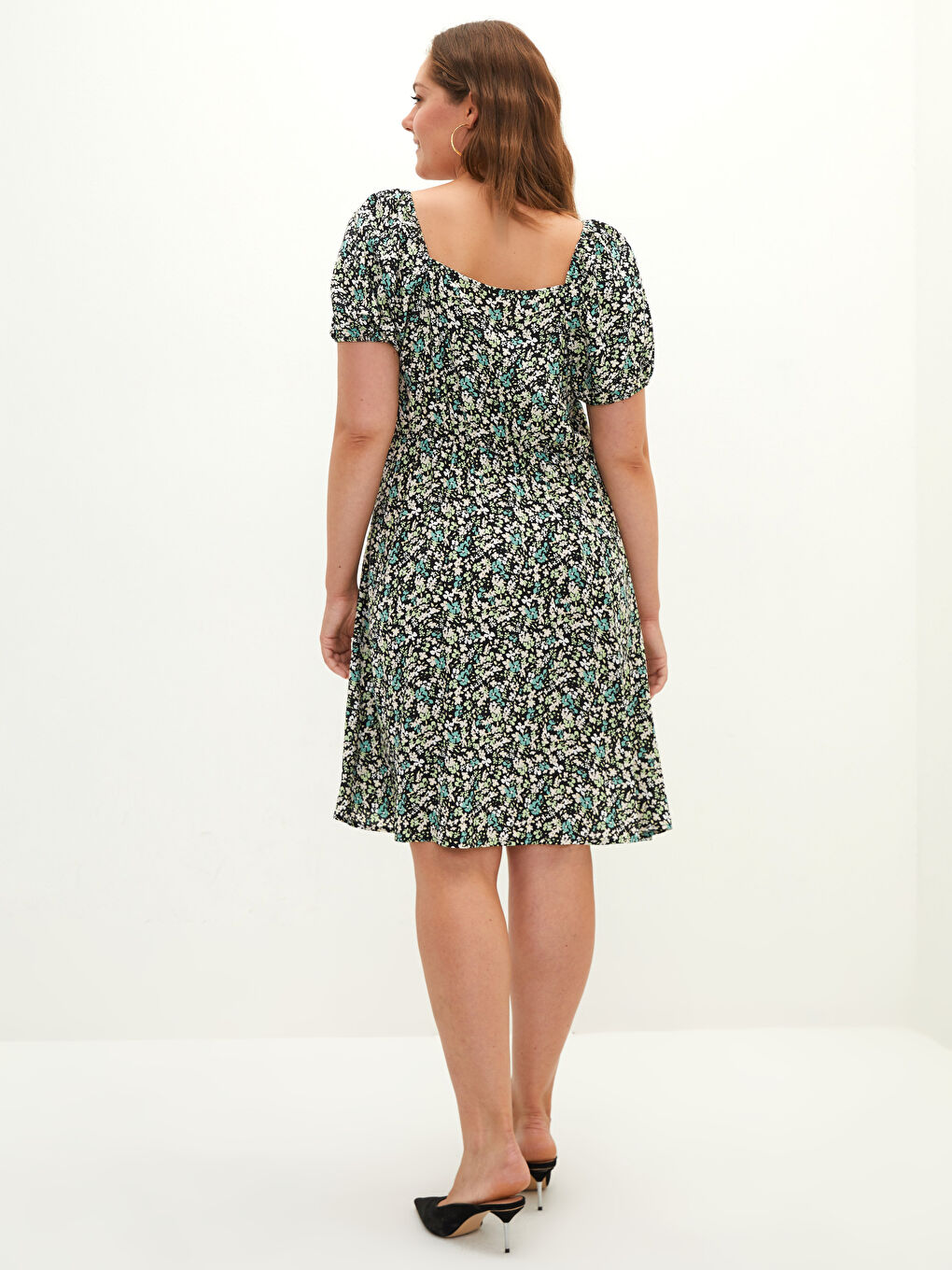 Plus Size Square Neck Floral Short Sleeve Viscose Women's Dress-4