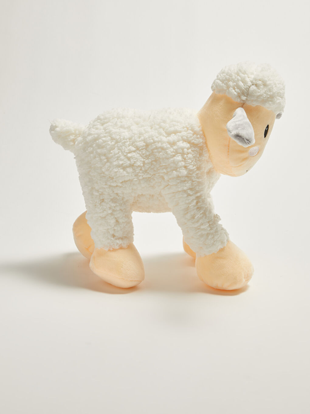 Pelüş Kuzu Oyuncak-1