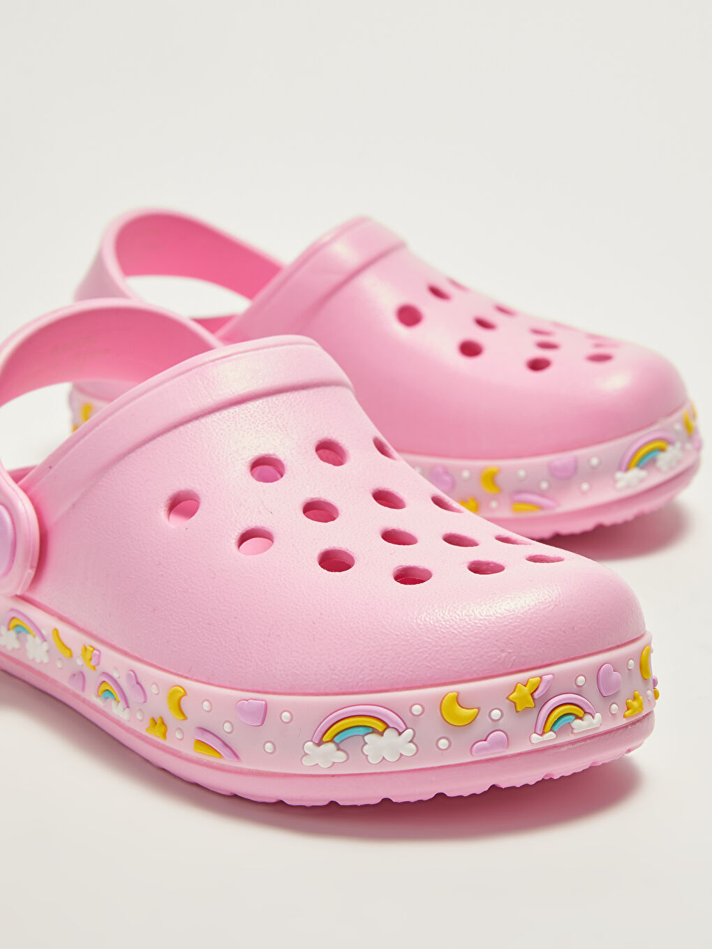 Pathc Detailed Girls' Sandals-2