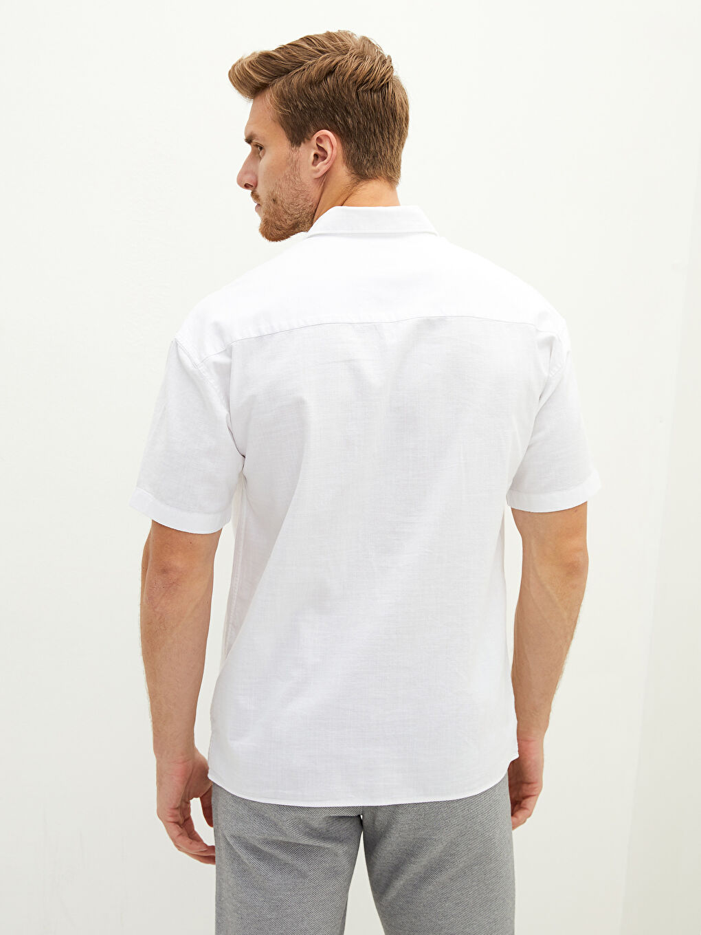 Beyaz Slim Fit Kısa Kollu Pamuklu Erkek Gömlek-4