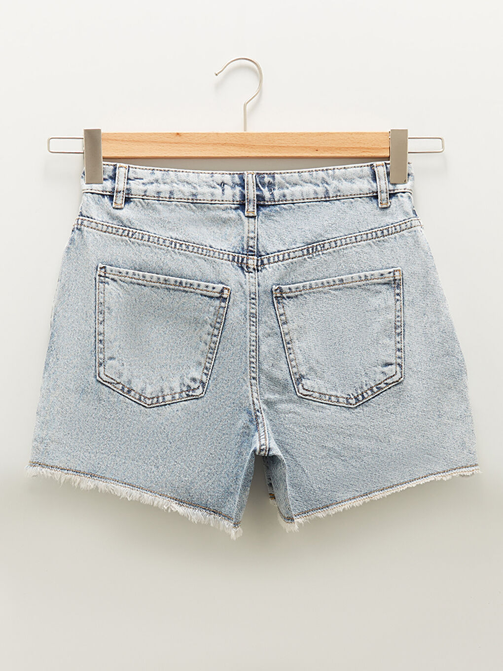 Mom Fit Women's Pocket Detailed Jean Shorts-6