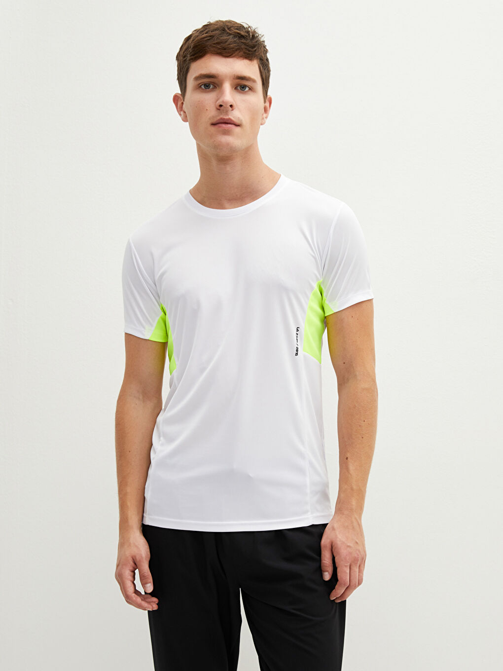 Beyaz Bisiklet Yaka Kısa Kollu Aktif Spor Erkek Tişört-1