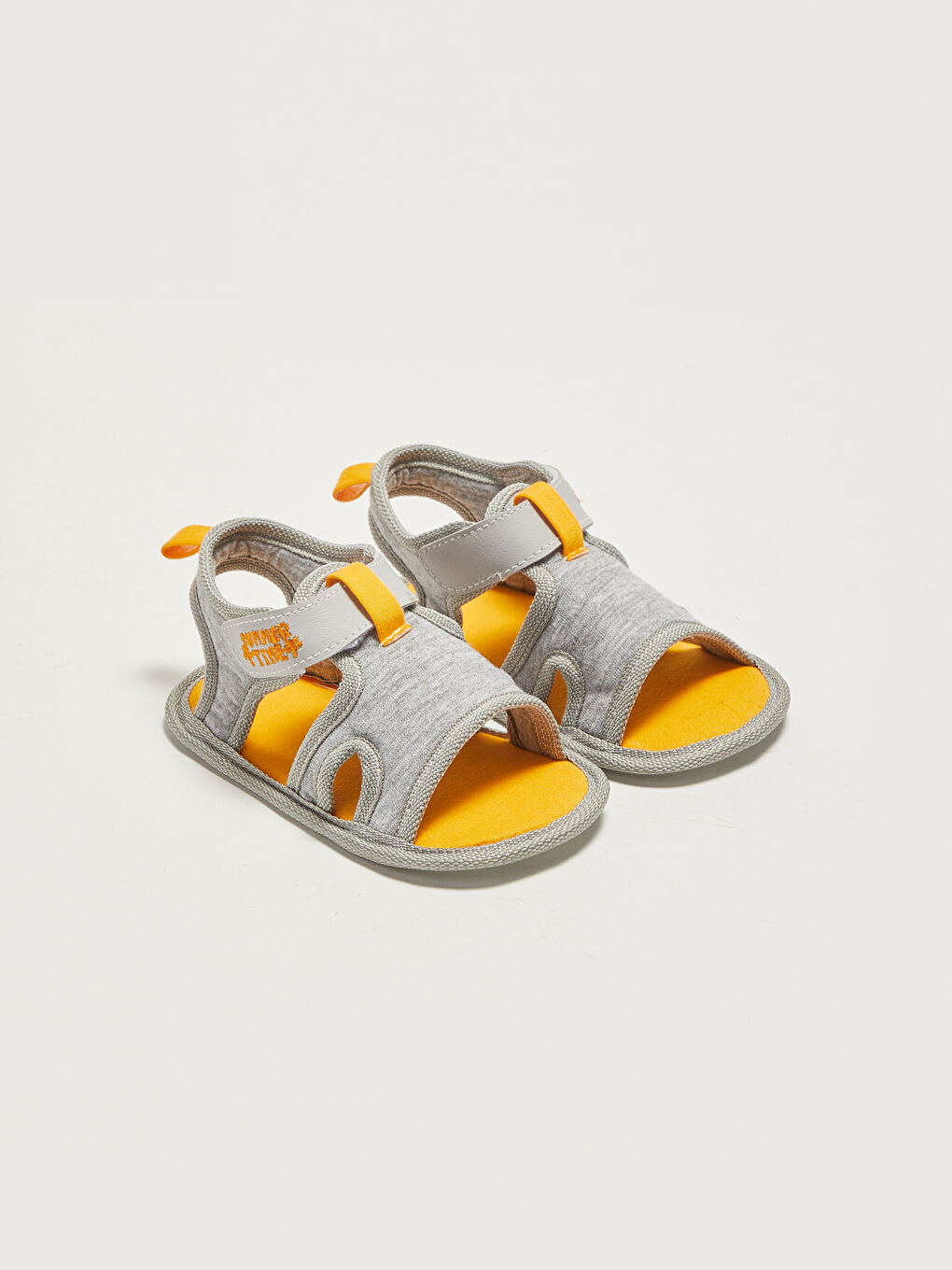 صندل أولاد رضع قبل المشي