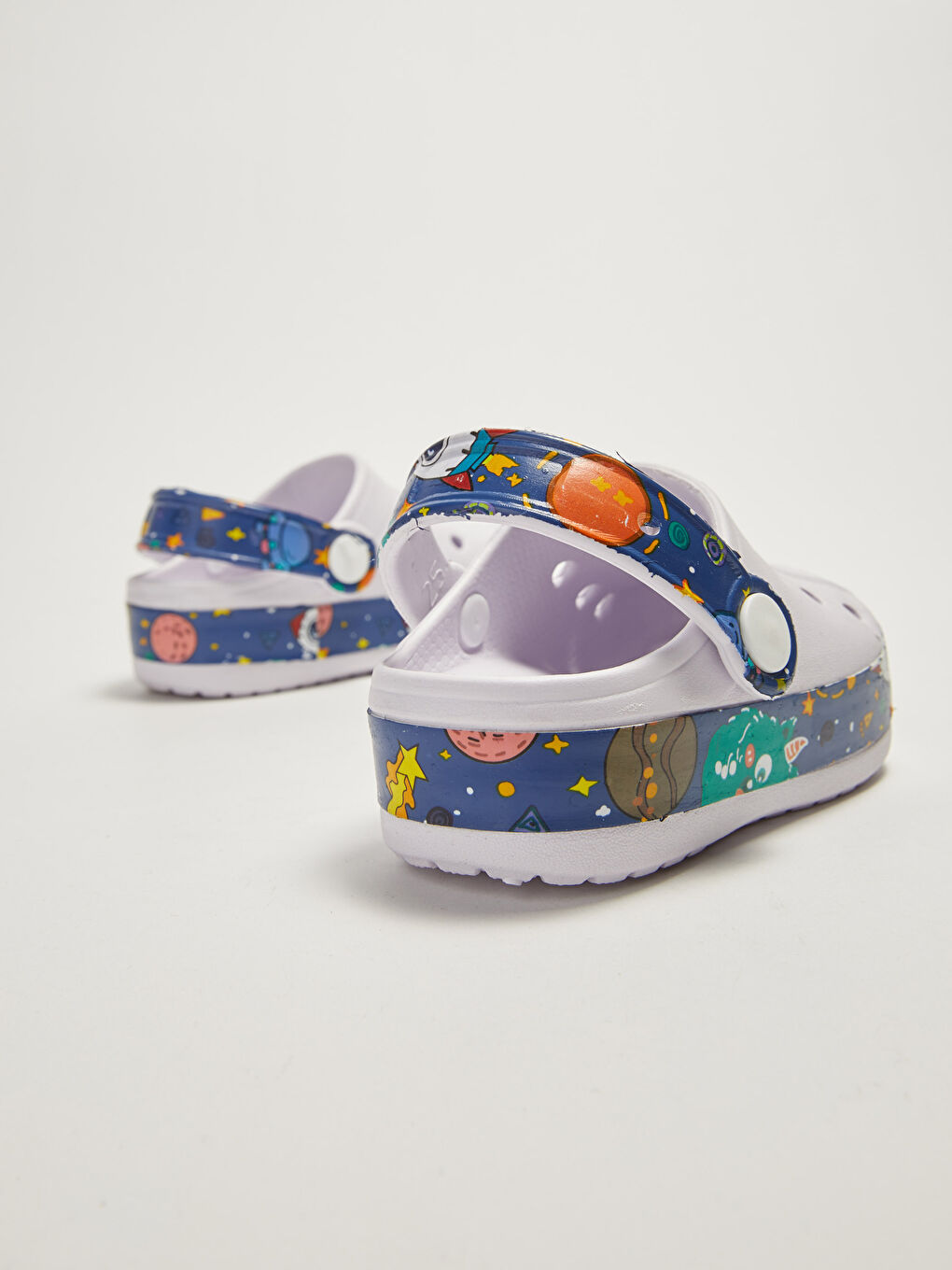 Beyaz Baskılı Erkek Bebek Plaj Sandaleti-3