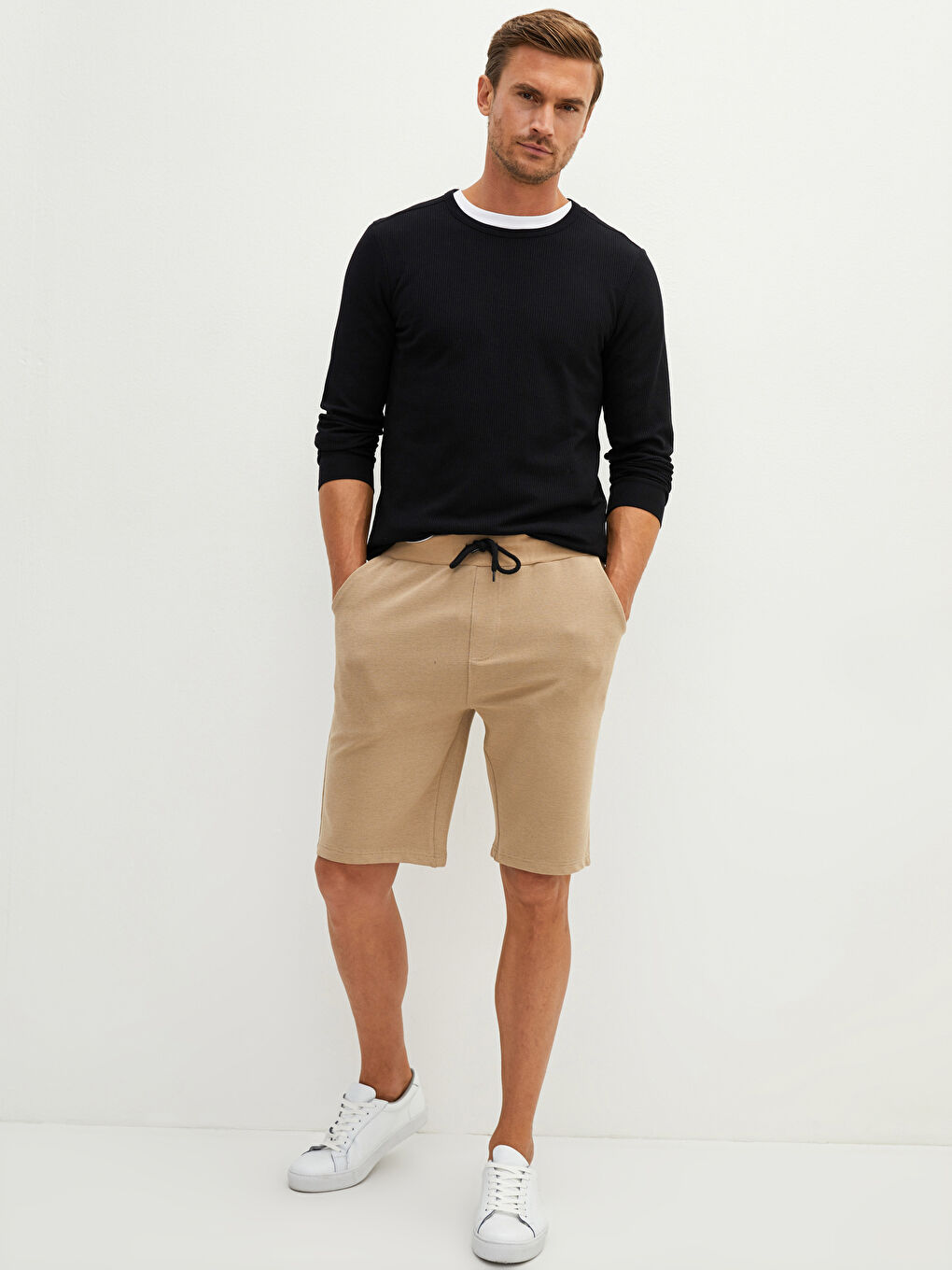 Bej Standart Kalıp Örme Erkek Şort-3