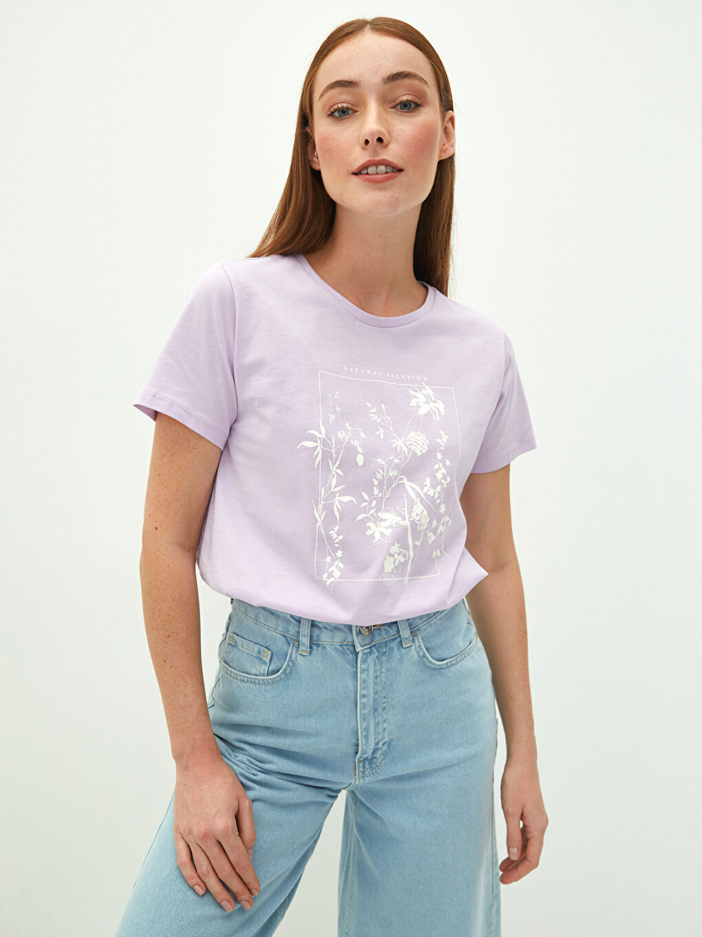 Lila Bisiklet Yaka Baskılı Kısa Kollu Pamuklu Kadın Tişört