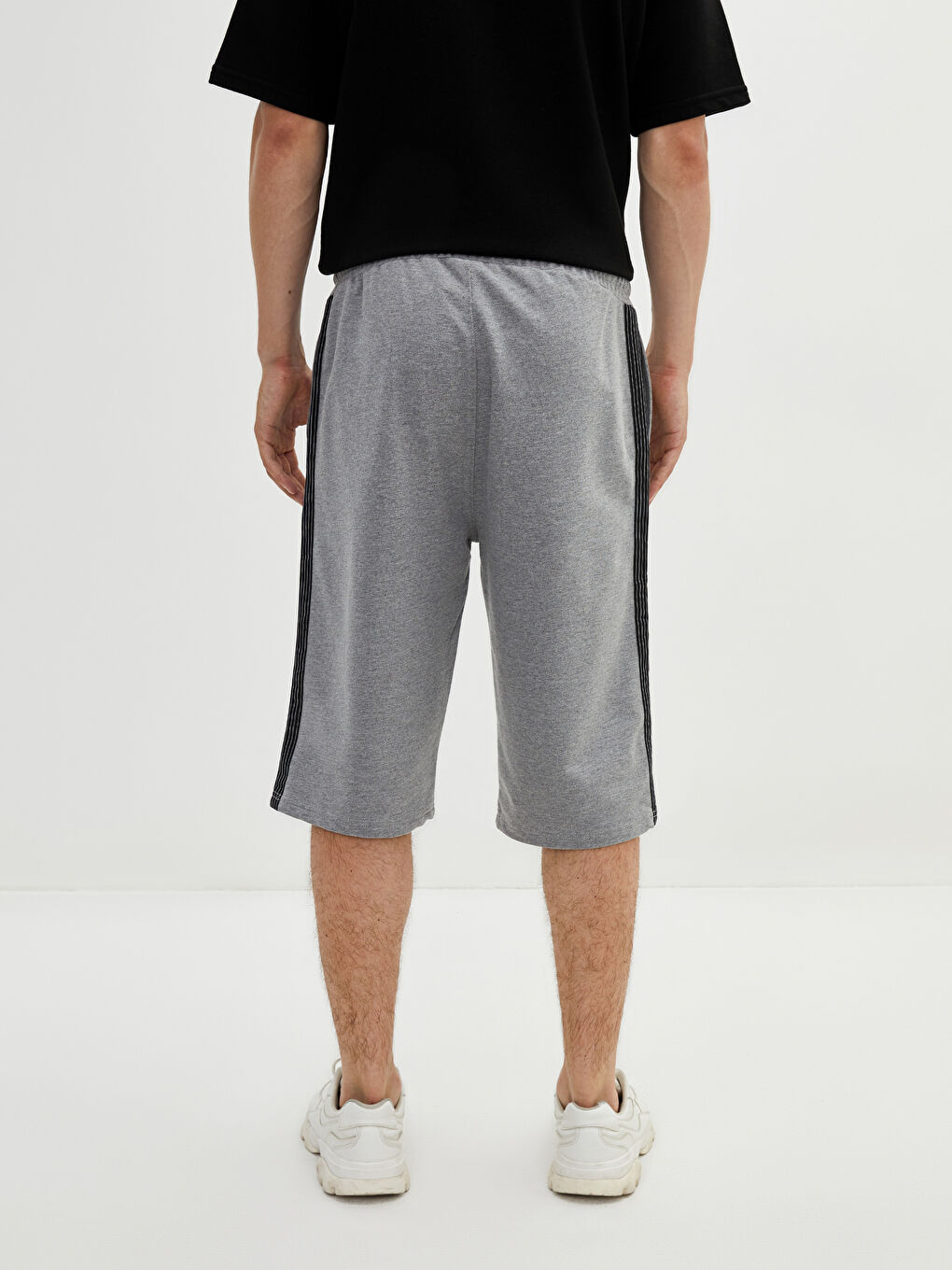 Slim Fit Knitted Men Shorts-4