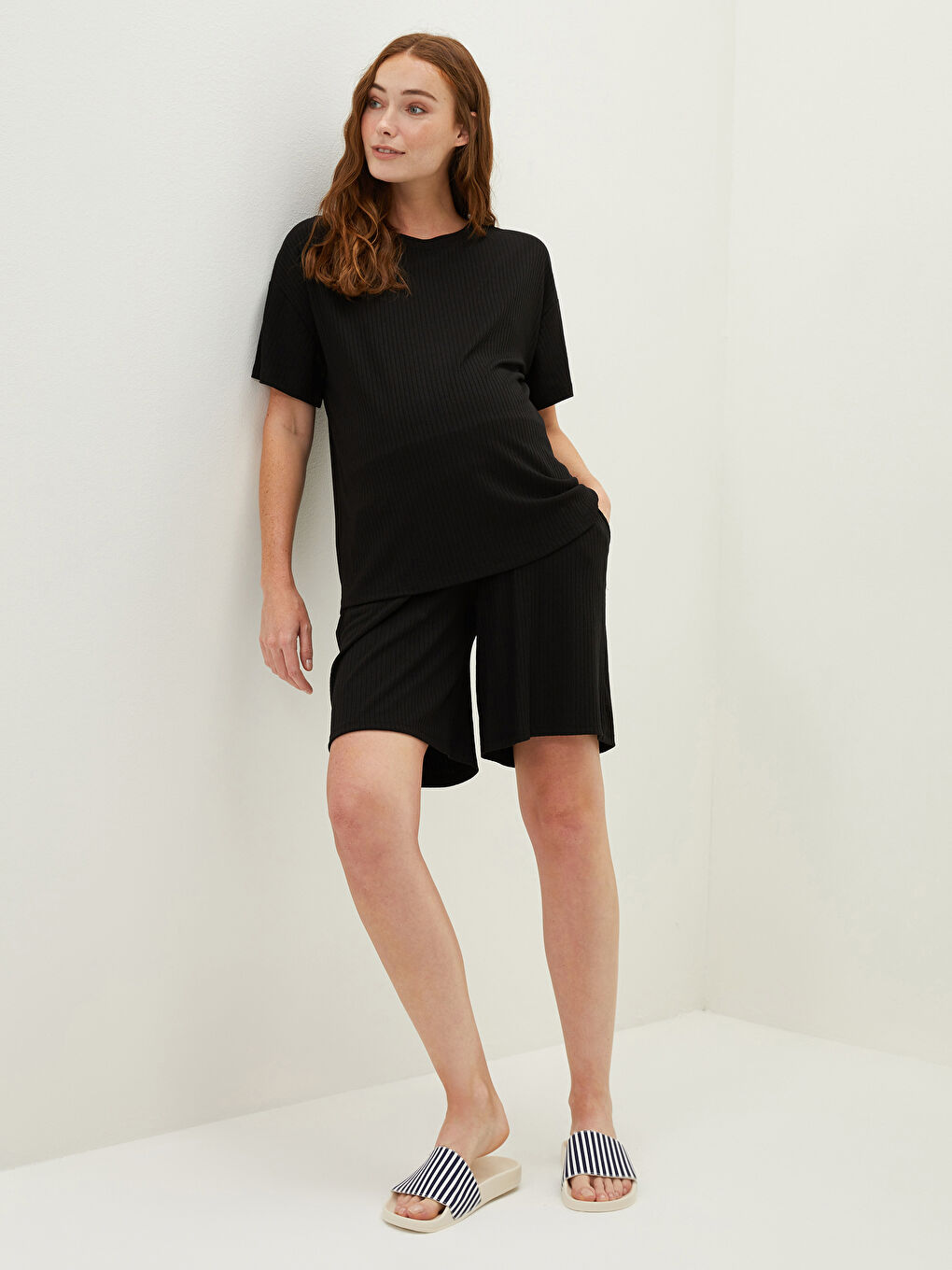 Elastic Waist Plain Pocket Detailed Camisole Fabric Maternity Corduroy Shorts