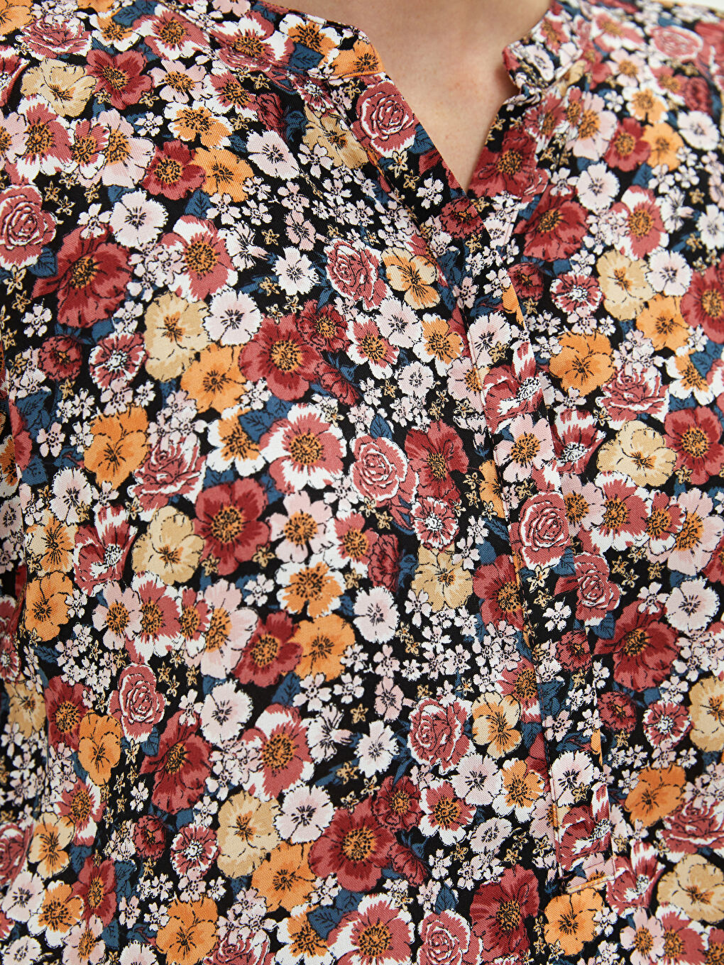 Turtleneck Floral Printed Short Sleeve Viscose Women's Blouse-3