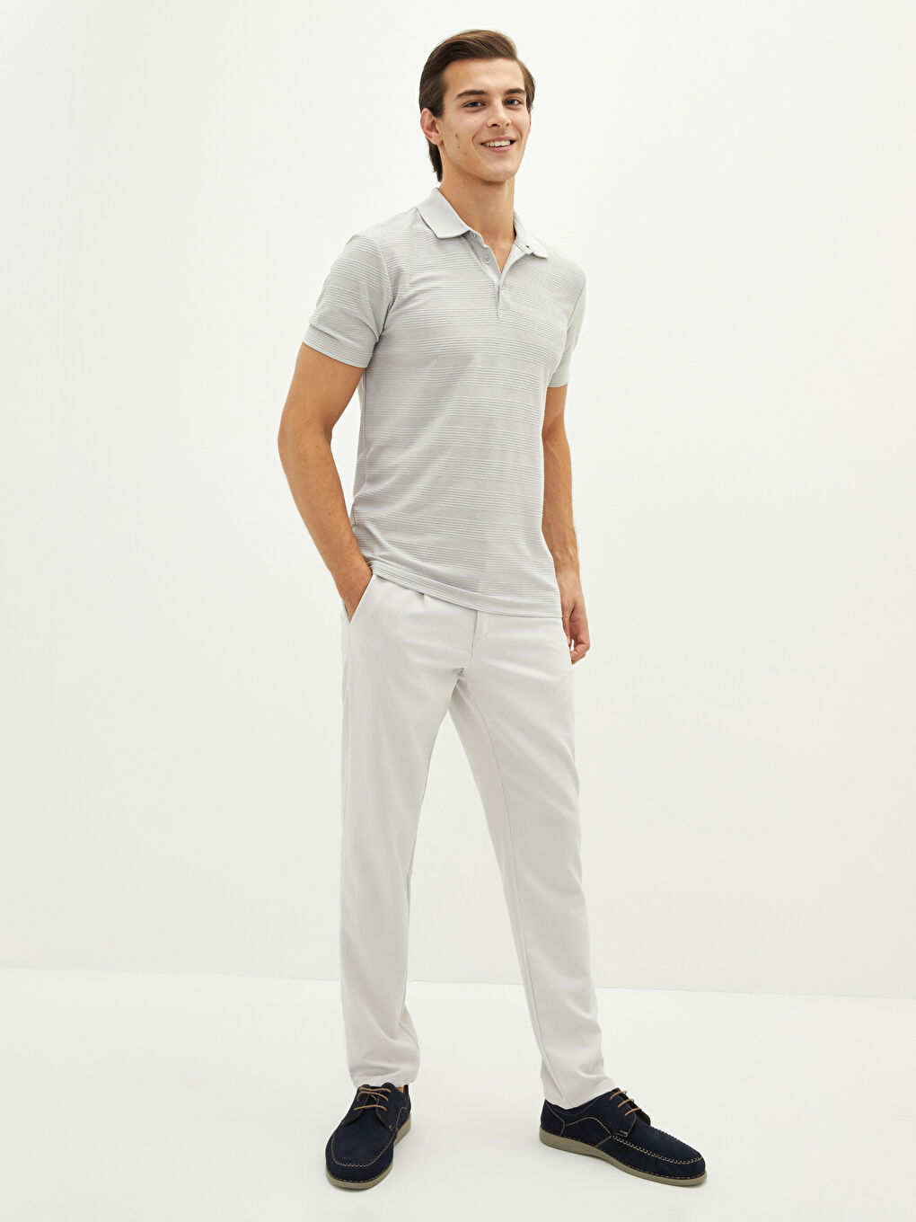 Gri Polo Yaka Kısa Kollu Erkek Tişört-2