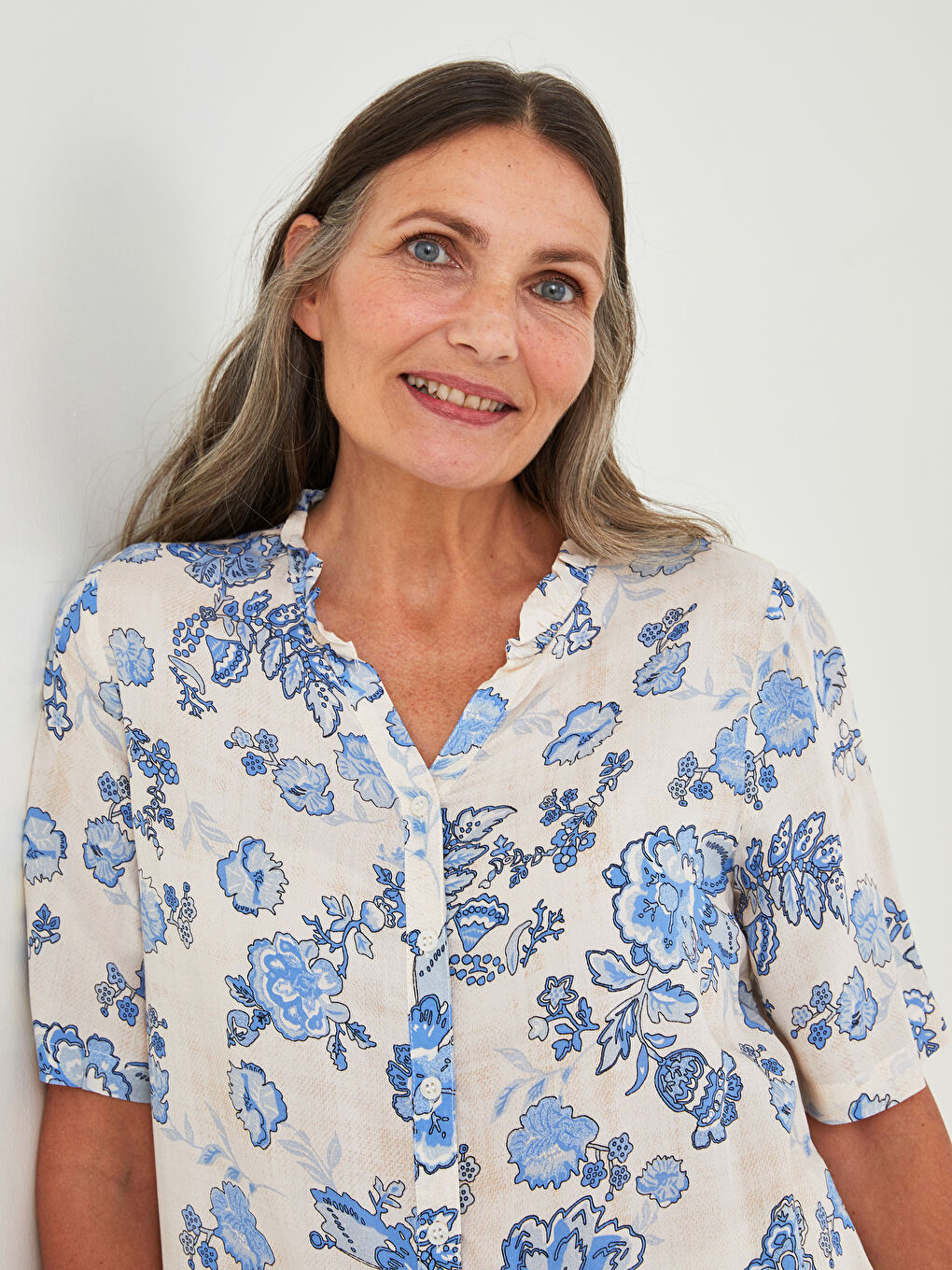 کراسی ژنانەی یەخە کیسەڵ گوڵدار قۆڵ کورت ڤیسکۆز-2