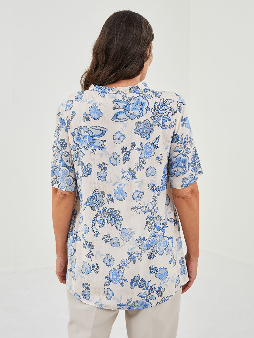 کراسی ژنانەی یەخە کیسەڵ گوڵدار قۆڵ کورت ڤیسکۆز-4