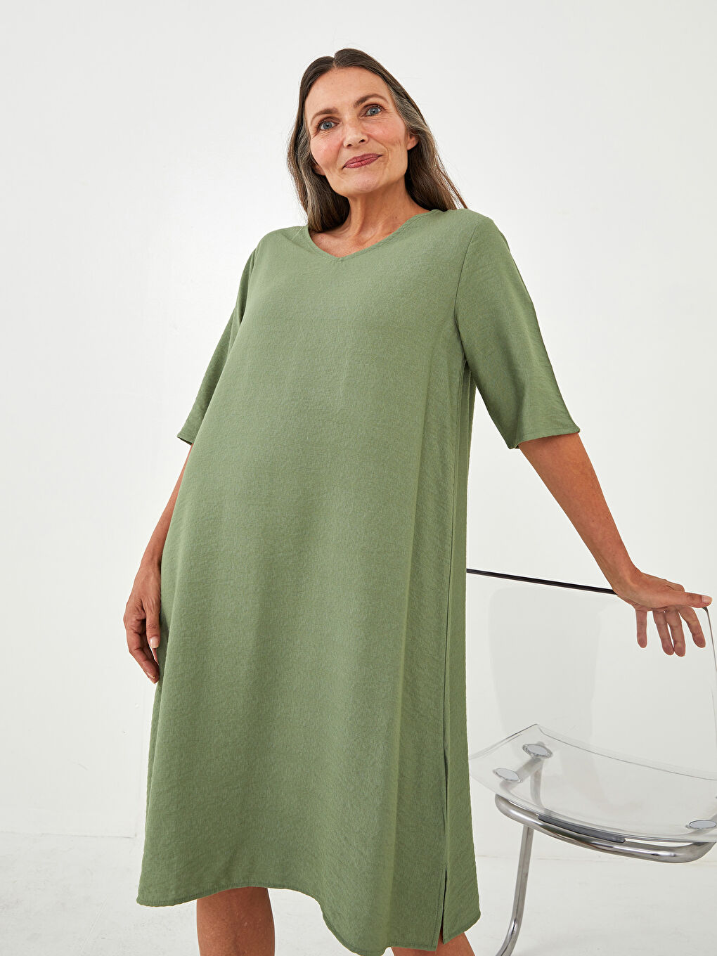 Yeşil V Yaka Düz Kısa Kollu A Kesim Kadın Elbise