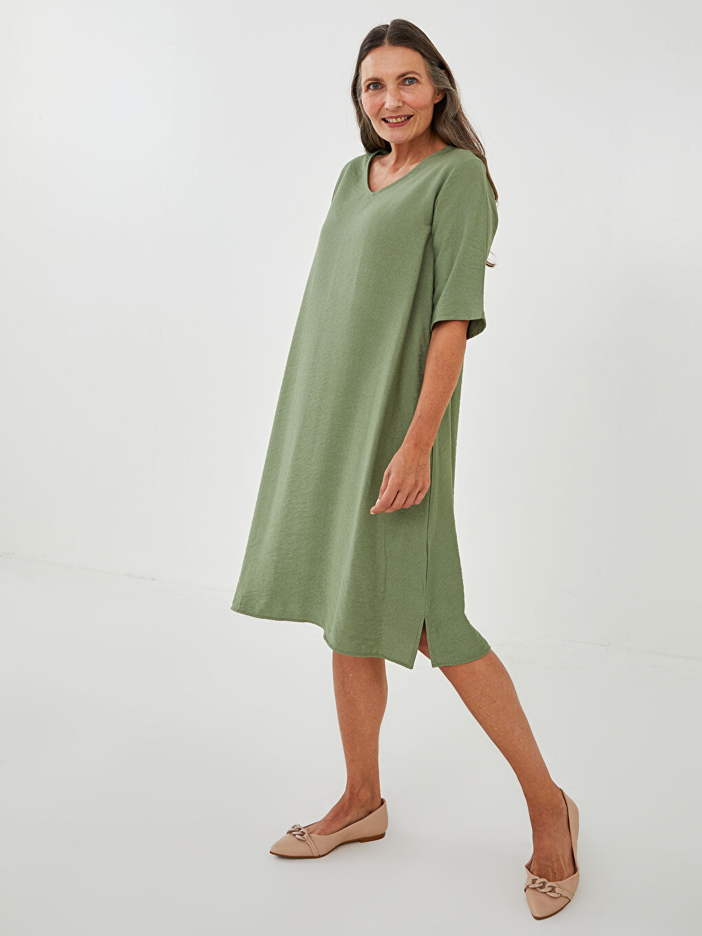 Yeşil V Yaka Düz Kısa Kollu A Kesim Kadın Elbise-1