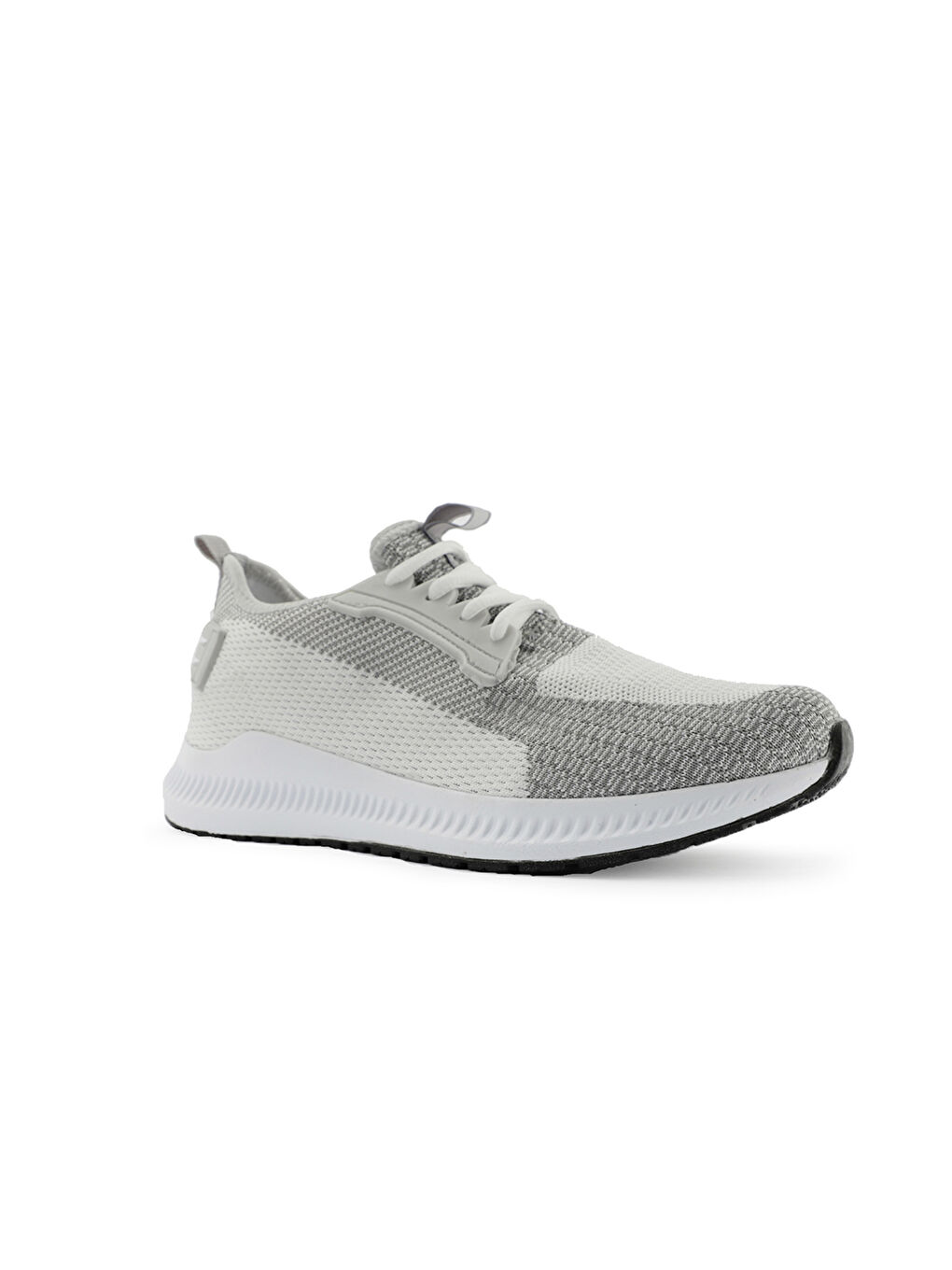 سنيكرز رجالي بتفاصيل شبكية-1