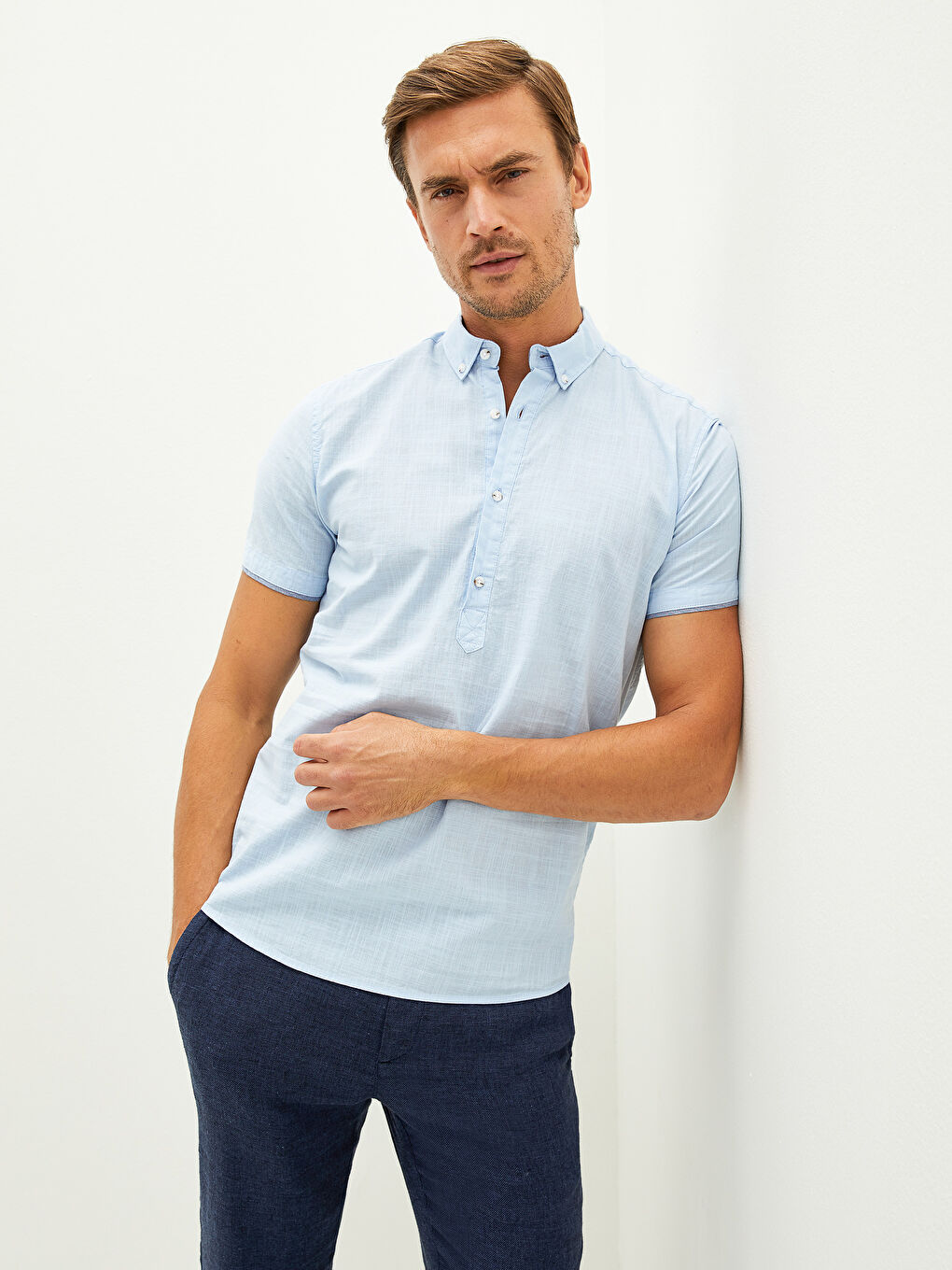 LCW Vision Slim Fit Kısa Kollu Erkek Gömlek -S1LU83Z8-RUS