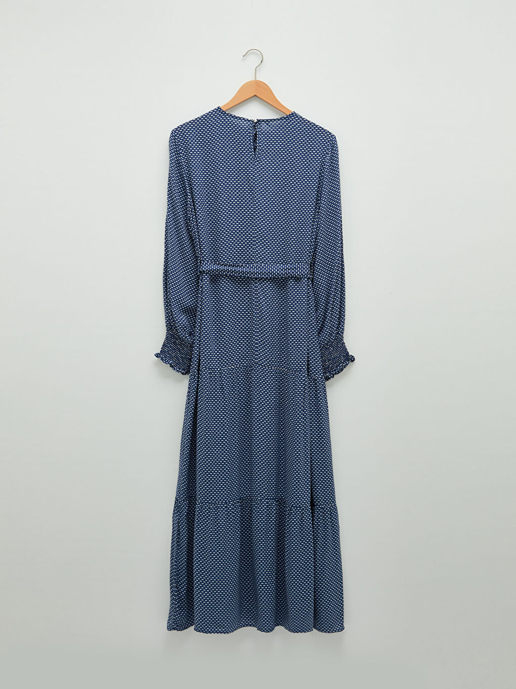 Mavi Bisiklet Yaka Desenli Uzun Kollu Beli Kemerli Viskon Kadın Elbise-7