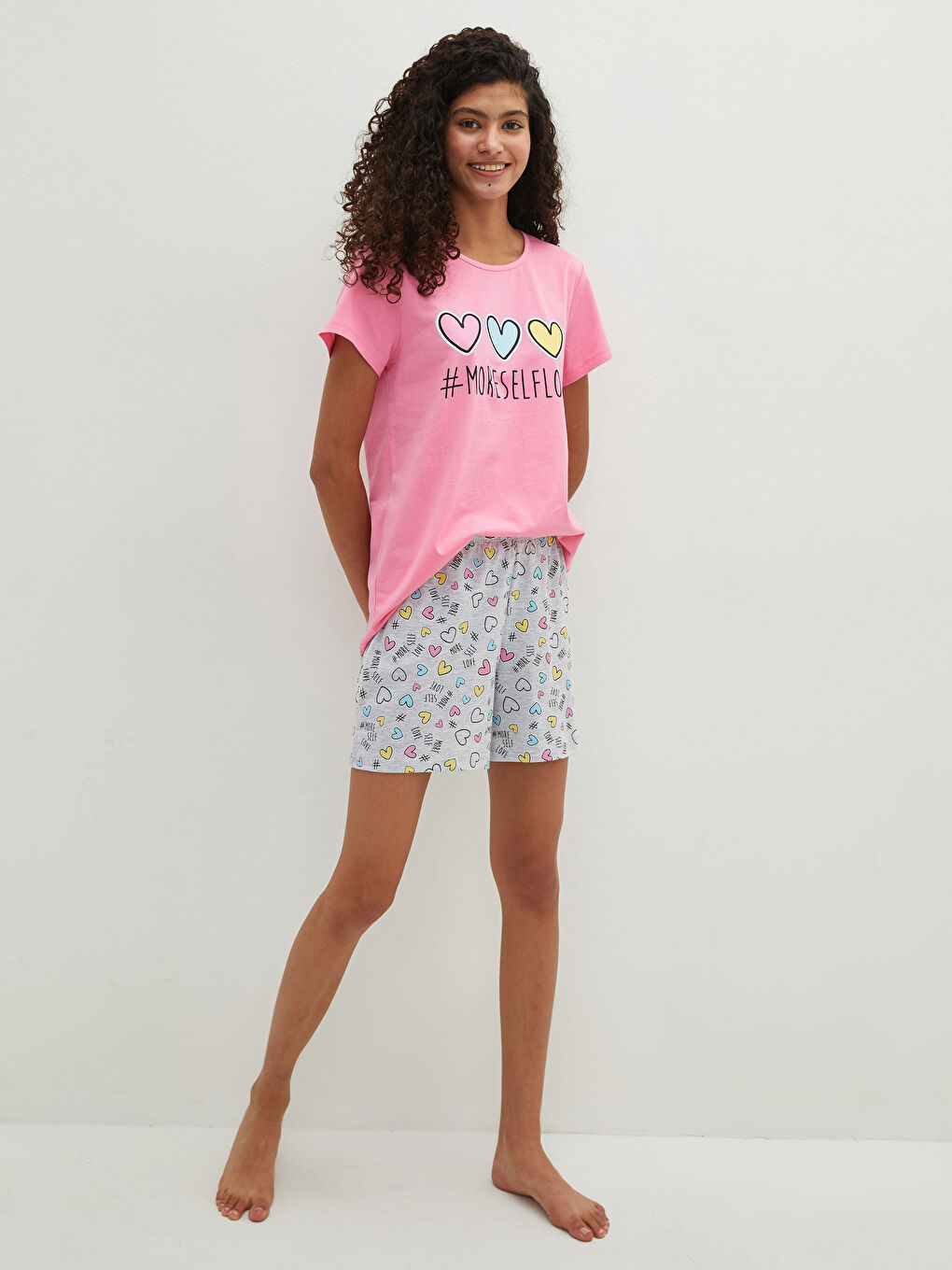 Pembe Bisiklet Yaka Baskılı Kısa Kollu Kadın Şortlu Pijama Takımı-1