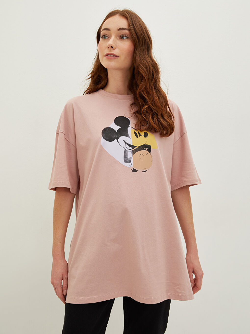 Pembe Bisiklet Yaka Mickey Mouse Baskılı Kısa Kollu Pamuklu Kadın Tunik