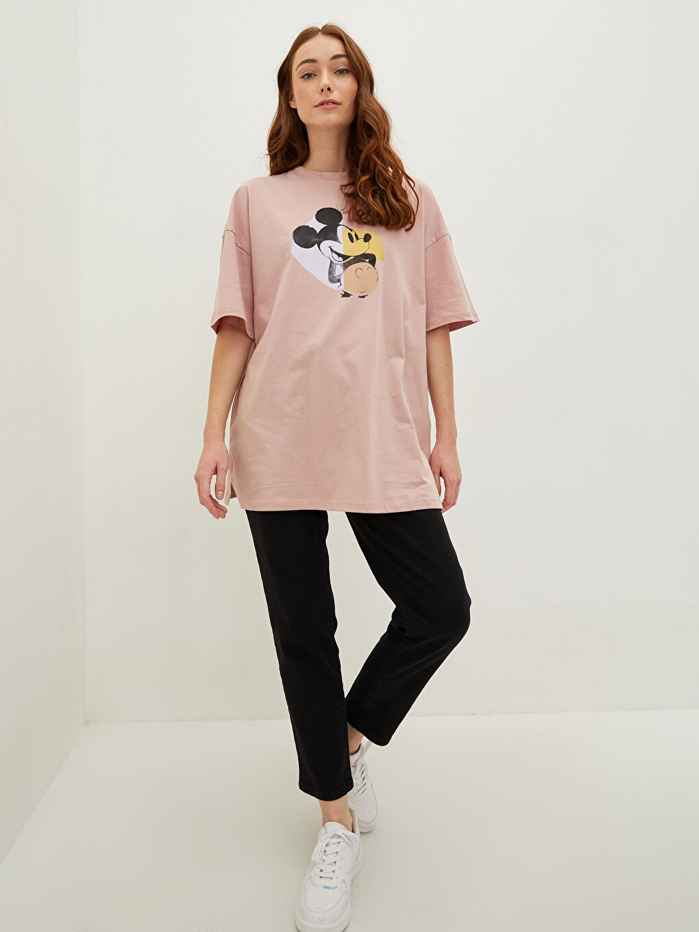 Pembe Bisiklet Yaka Mickey Mouse Baskılı Kısa Kollu Pamuklu Kadın Tunik-1