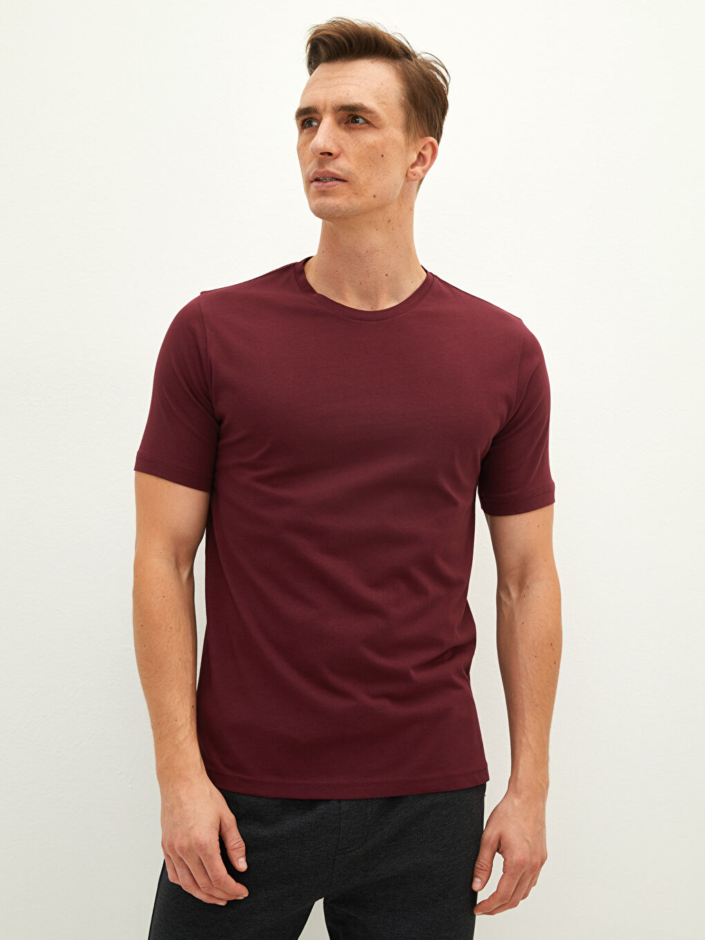 تيشيرت رجالي كم قصير ياقة دائرية قطن ممشط - عبوة من 3 قطع-4