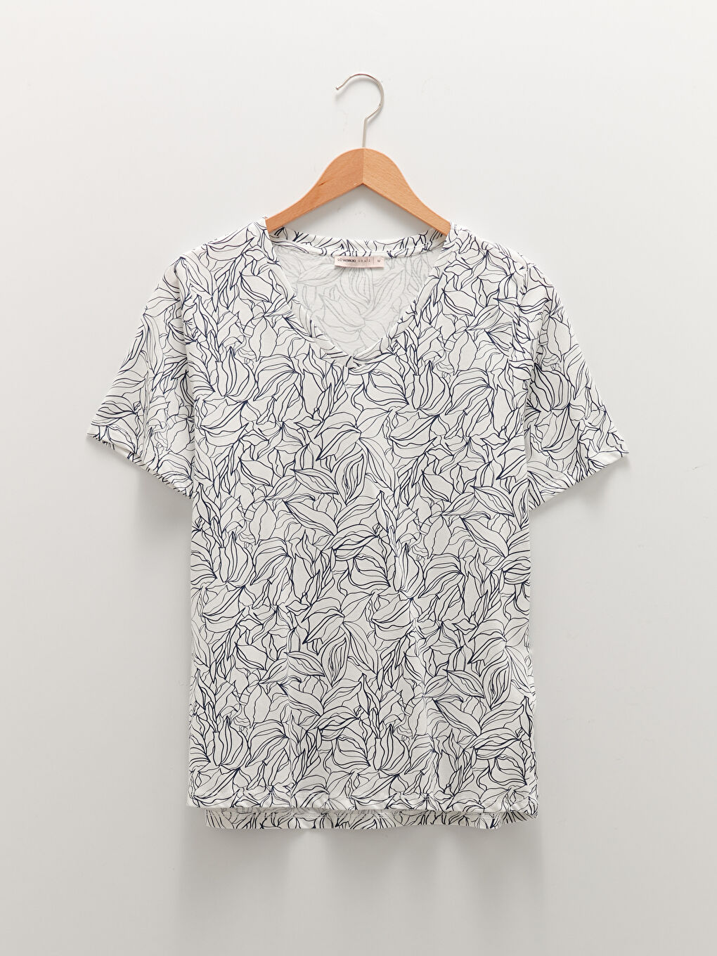 V-Neck Patterned Short Sleeve Cotton Women's T-Shirt-4