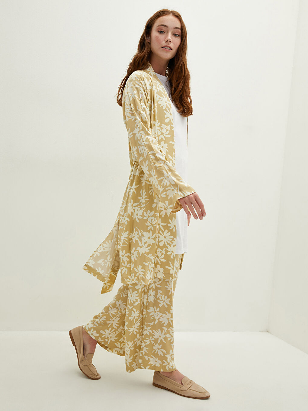 Kahverengi Beli Lastikli Rahat Kalıp Desenli Viskon Kadın Pantolon-2