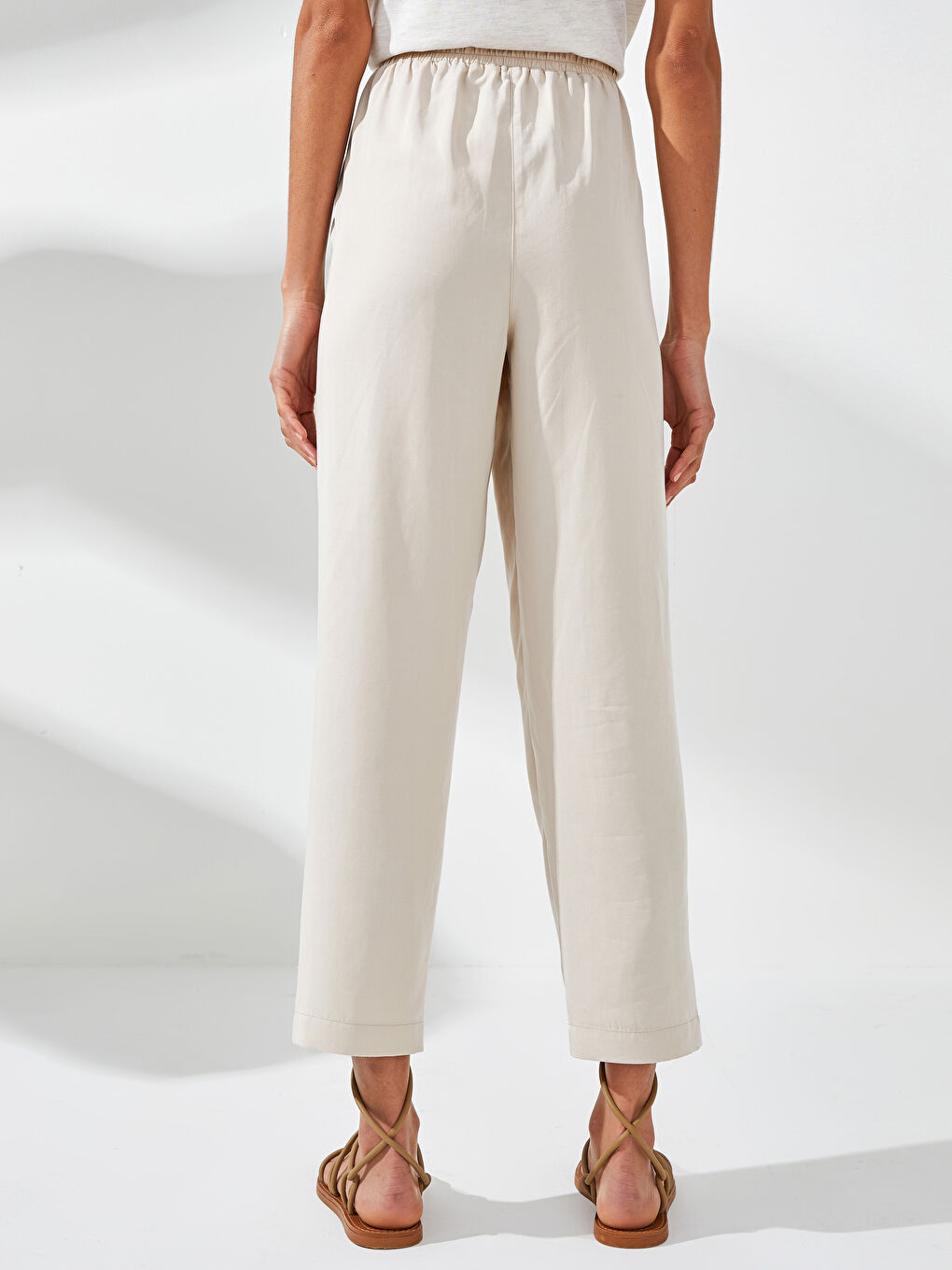 LCW Limited Hose für Damen mit elastischem Bund, regulärem Schnitt und Taschen -S1M122Z8-S0Q