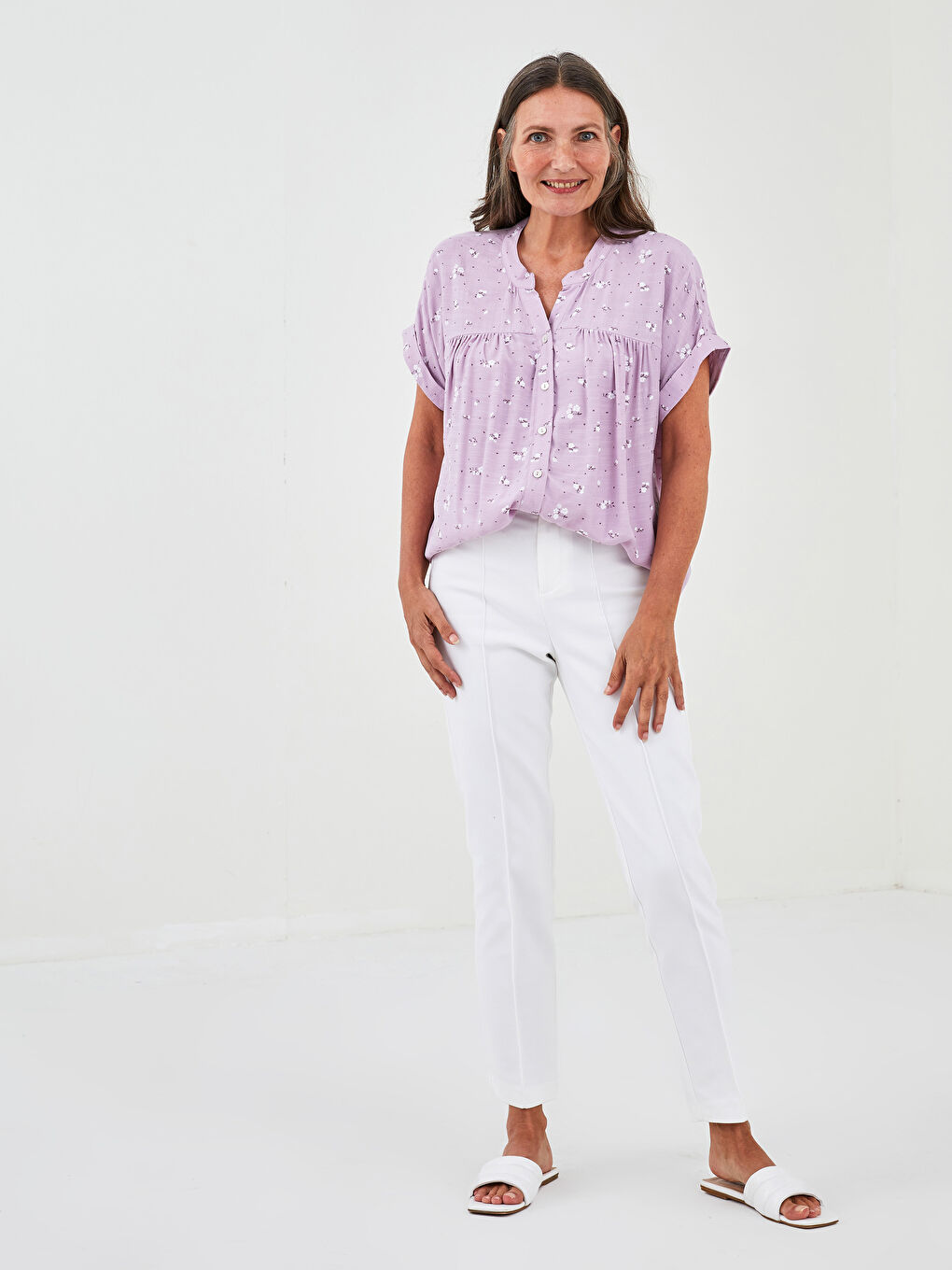 Lila Kaçık Yaka Desenli Kısa Kollu Viskon Kadın Gömlek-3