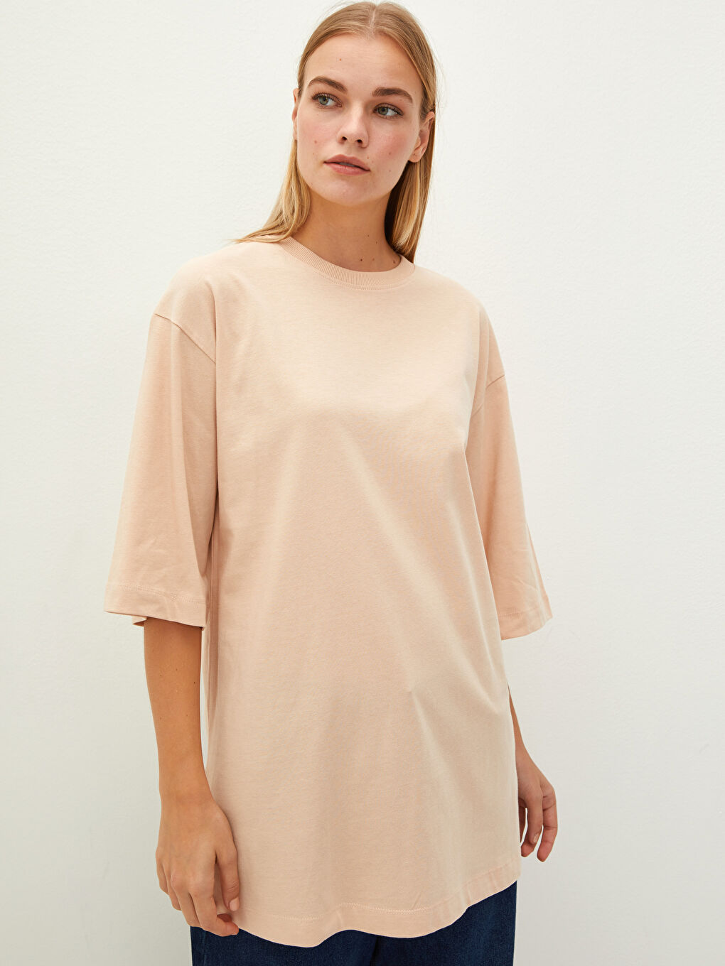 Bej Bisiklet Yaka Düz Kısa Kollu Pamuklu Kadın Tunik