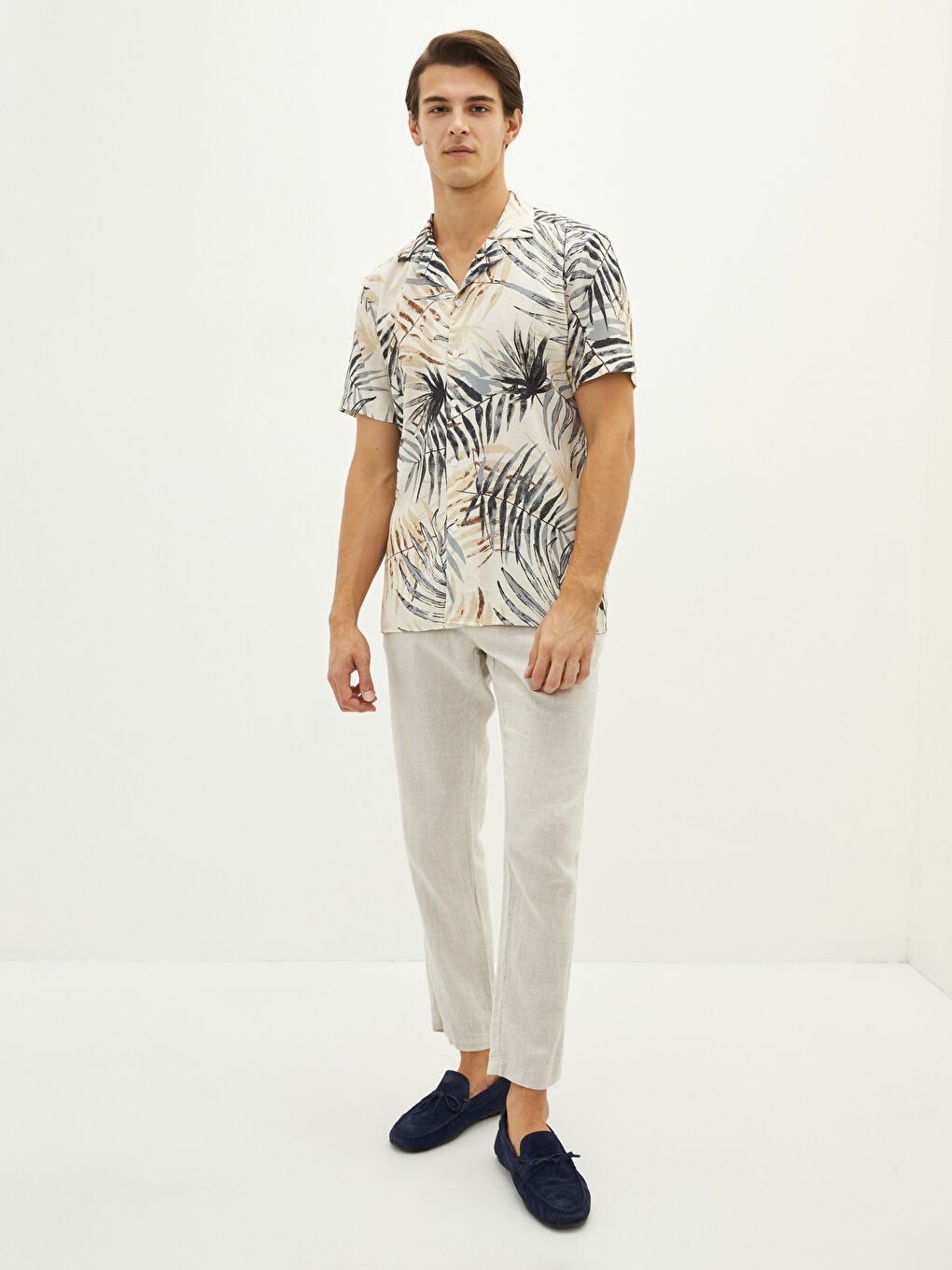 قميص رجالي ضيق بنقشة وأكمام قصيرة للرجال-3