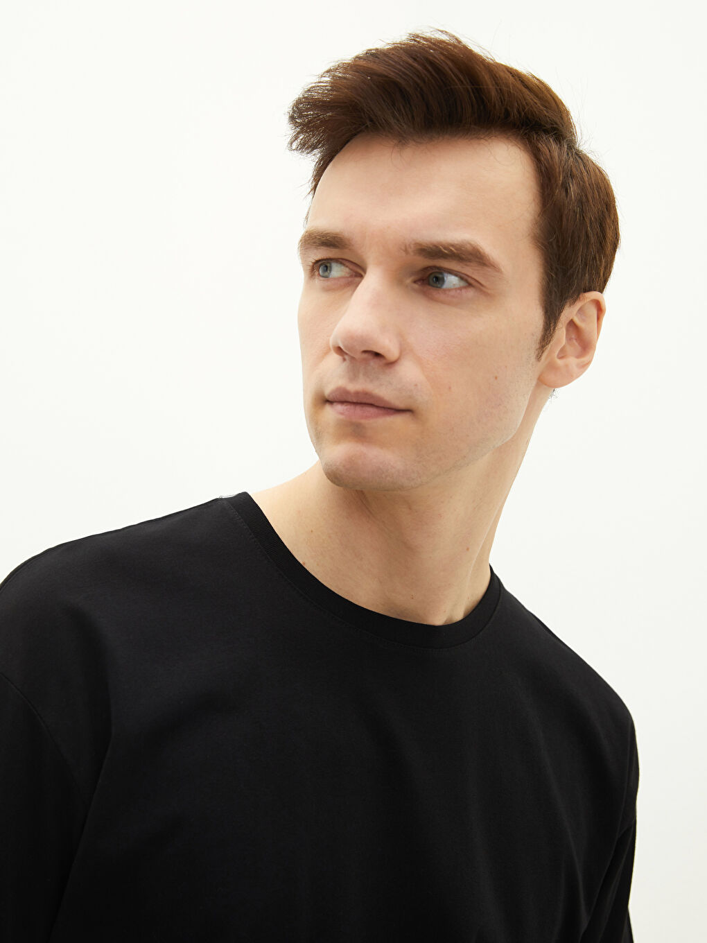 LCWAIKIKI Basic T-shirt Basique à Manches Courtes et Col Rond pour Hommes -S1M392Z8-CVL