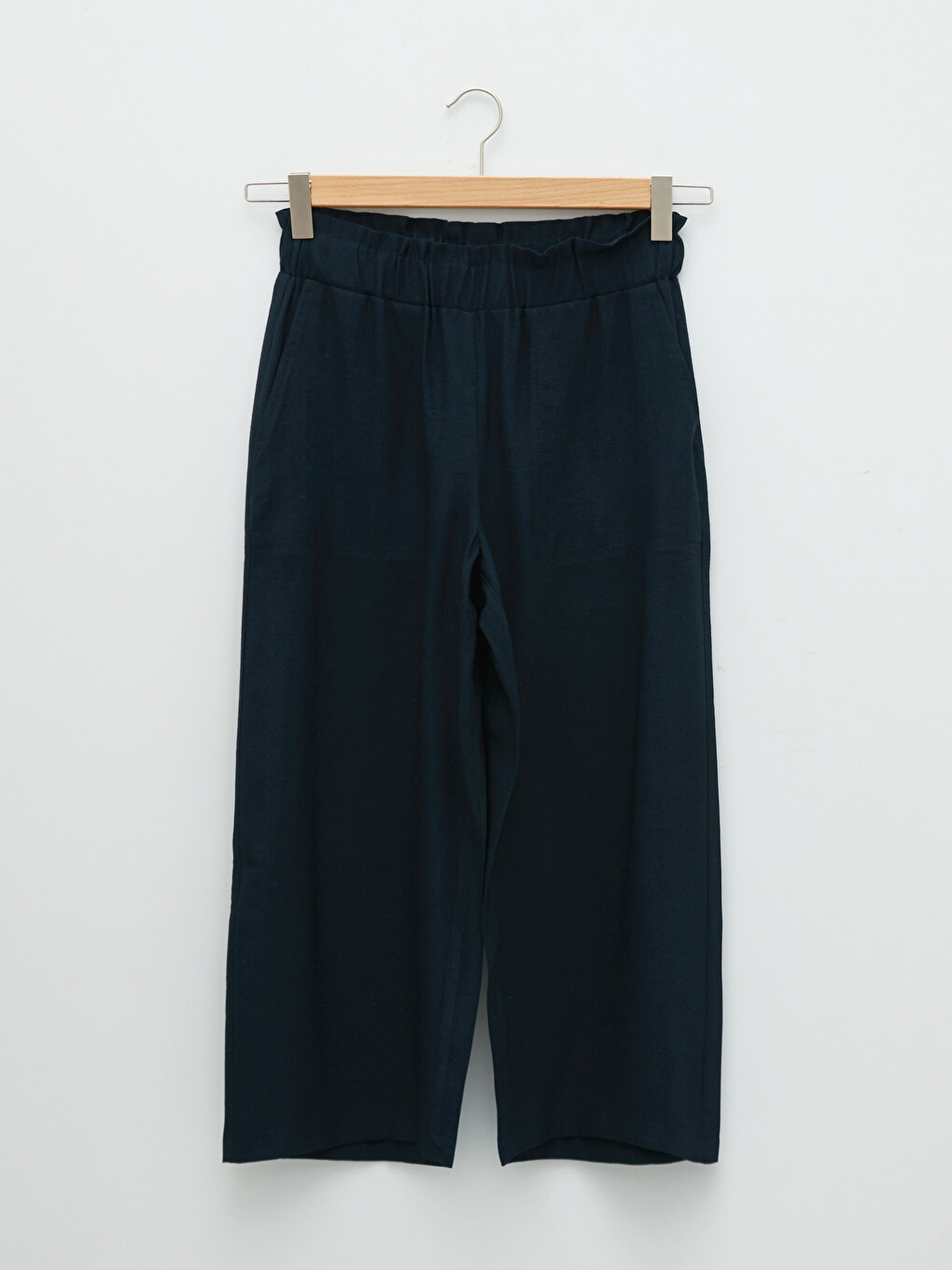 Women's Elastic Waist Comfortable Fit Straight Capri-5