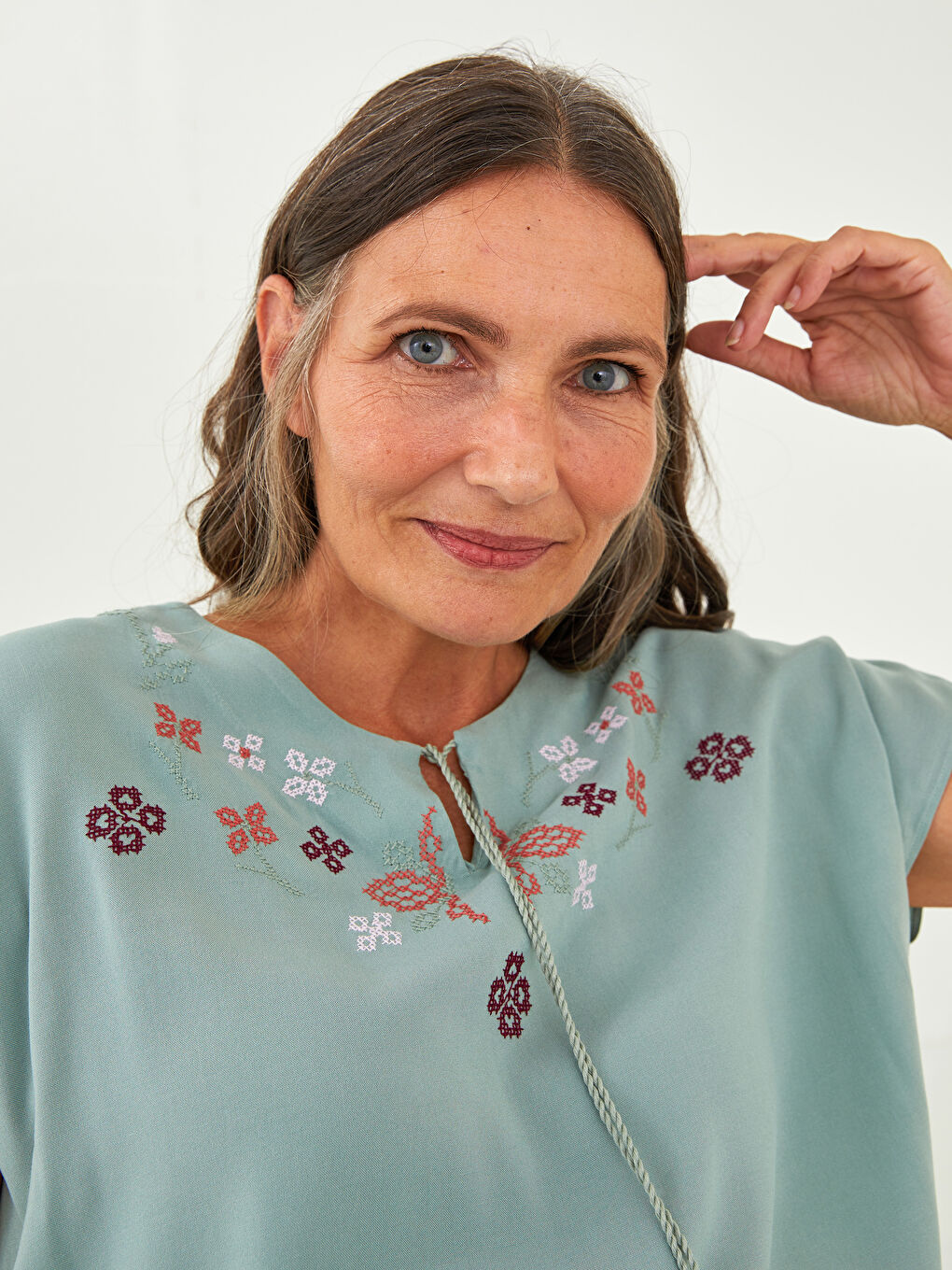 Tie Collar Patterned Short Sleeve Viscose Women's Blouse-2