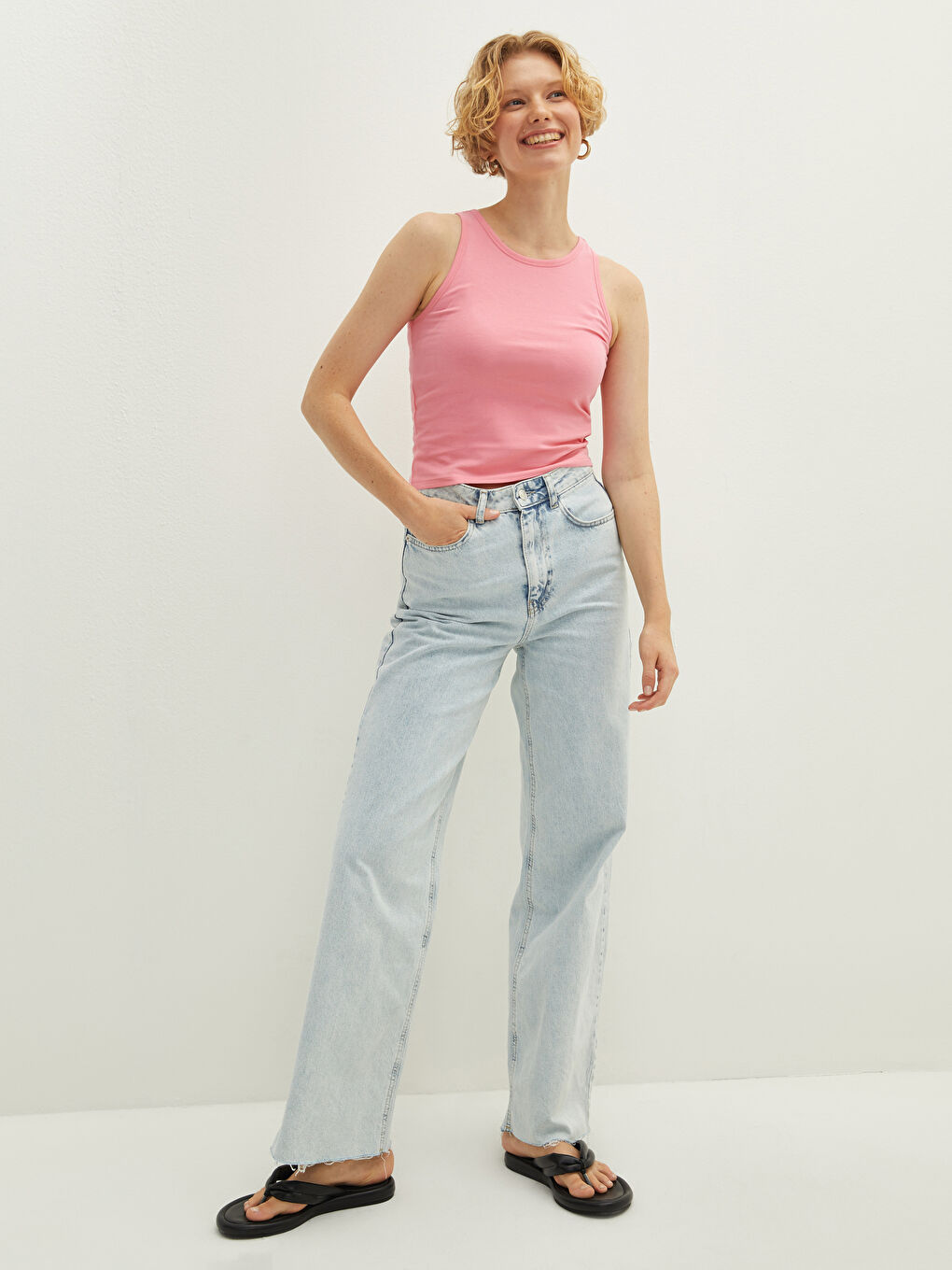 Pembe Bisiklet Yaka Düz Pamuklu Kadın Atlet-2