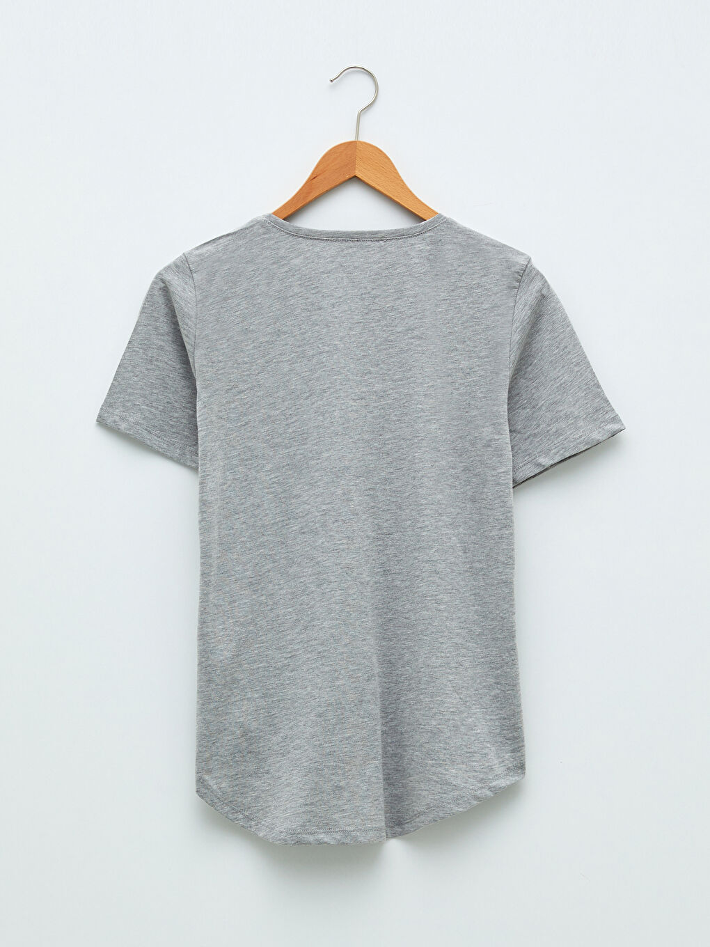 Gri V Yaka Düz Kısa Kollu Kadın Tişört-6