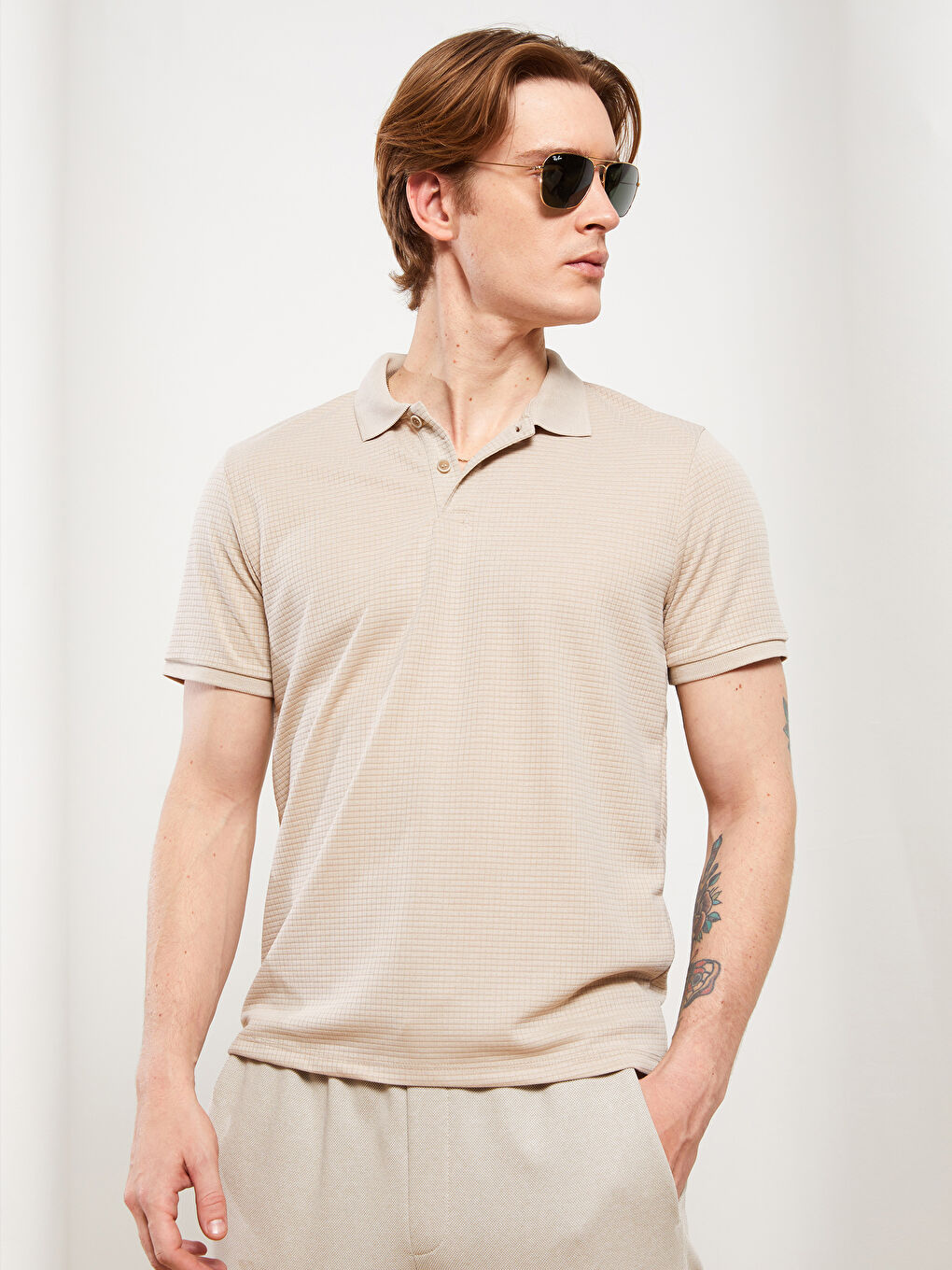 Bej Polo Yaka Kısa Kollu Erkek Tişört-1