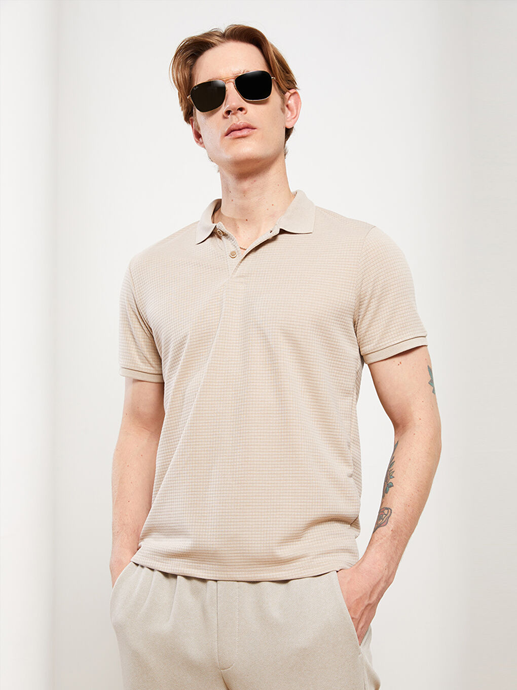 Bej Polo Yaka Kısa Kollu Erkek Tişört-2