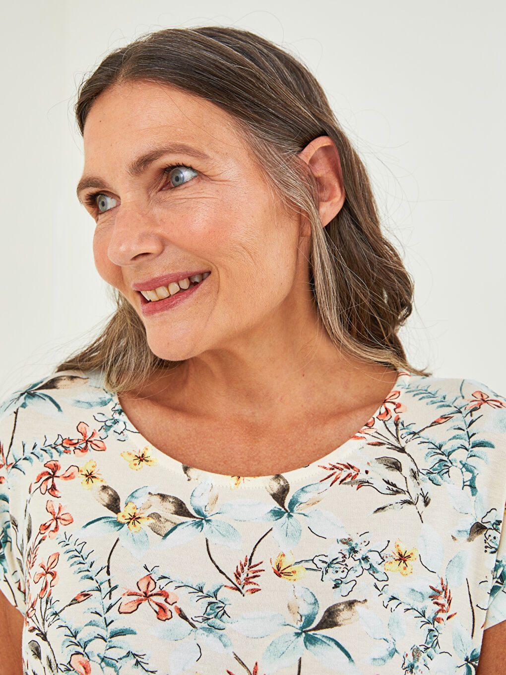 Crew Neck Floral Short Sleeve Viscose Womens Dress-3