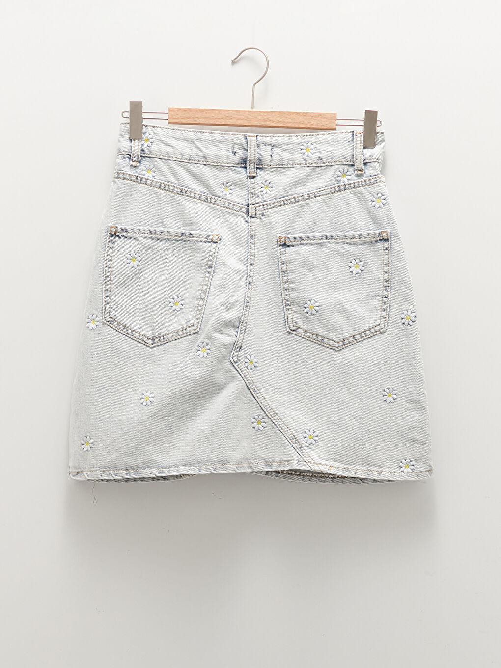 Mavi Cepli Papatya Nakışlı Kadın Jean Etek-7