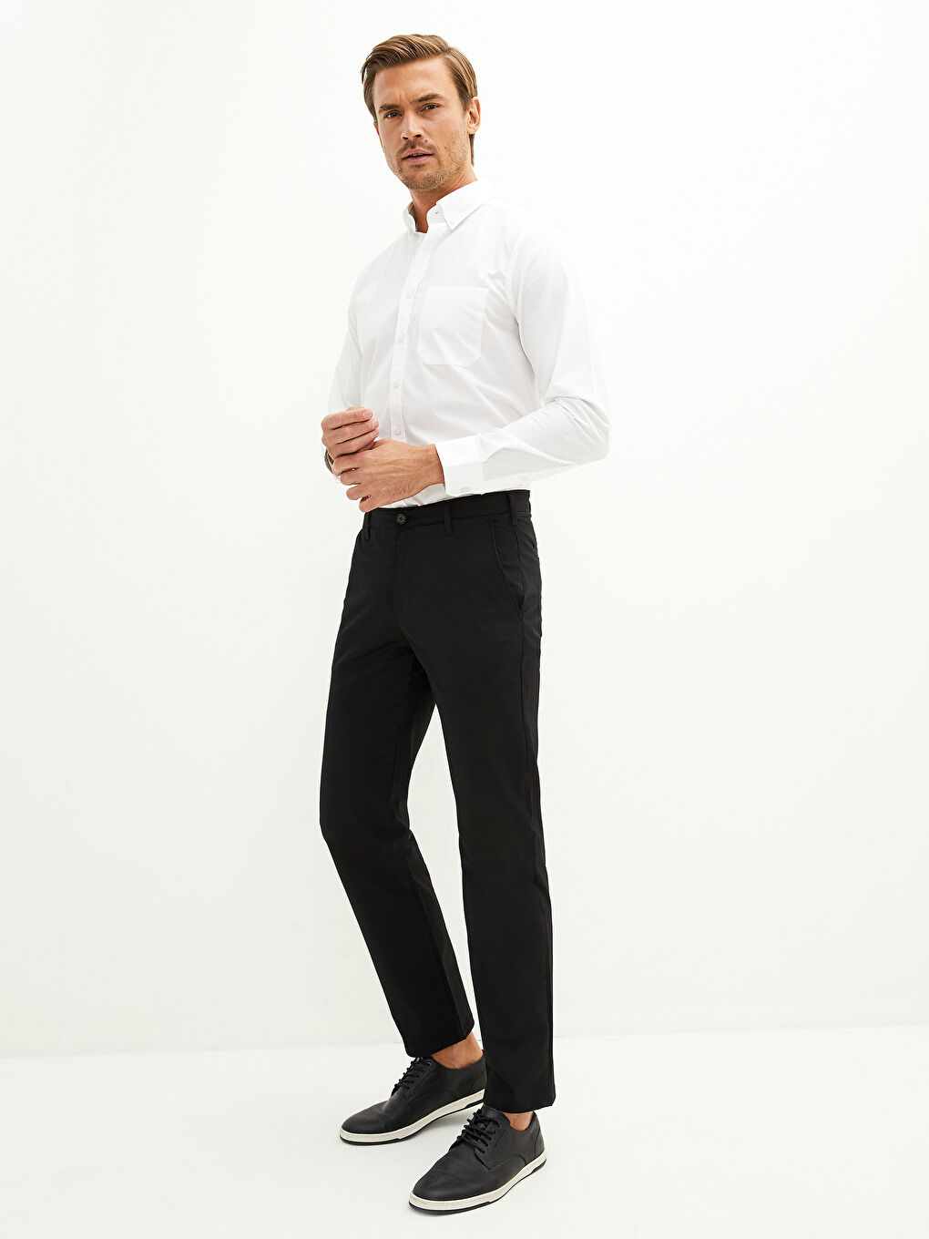 LCWAIKIKI Classic Slim Fit Men's Belted Trousers -S1M942Z8-CVL