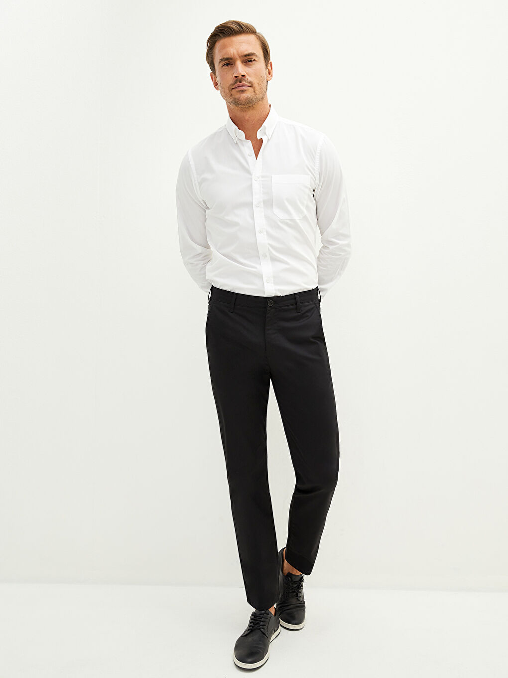 LCWAIKIKI Classic Slim Fit Men's Belted Trousers -S1M942Z8-CVL