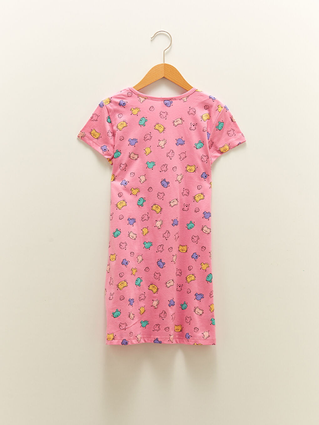 LCW Kids Bisiklet Yaka Desenli Kısa Kollu Pamuklu Kız Çocuk Gecelik -S1M953Z4-LT9