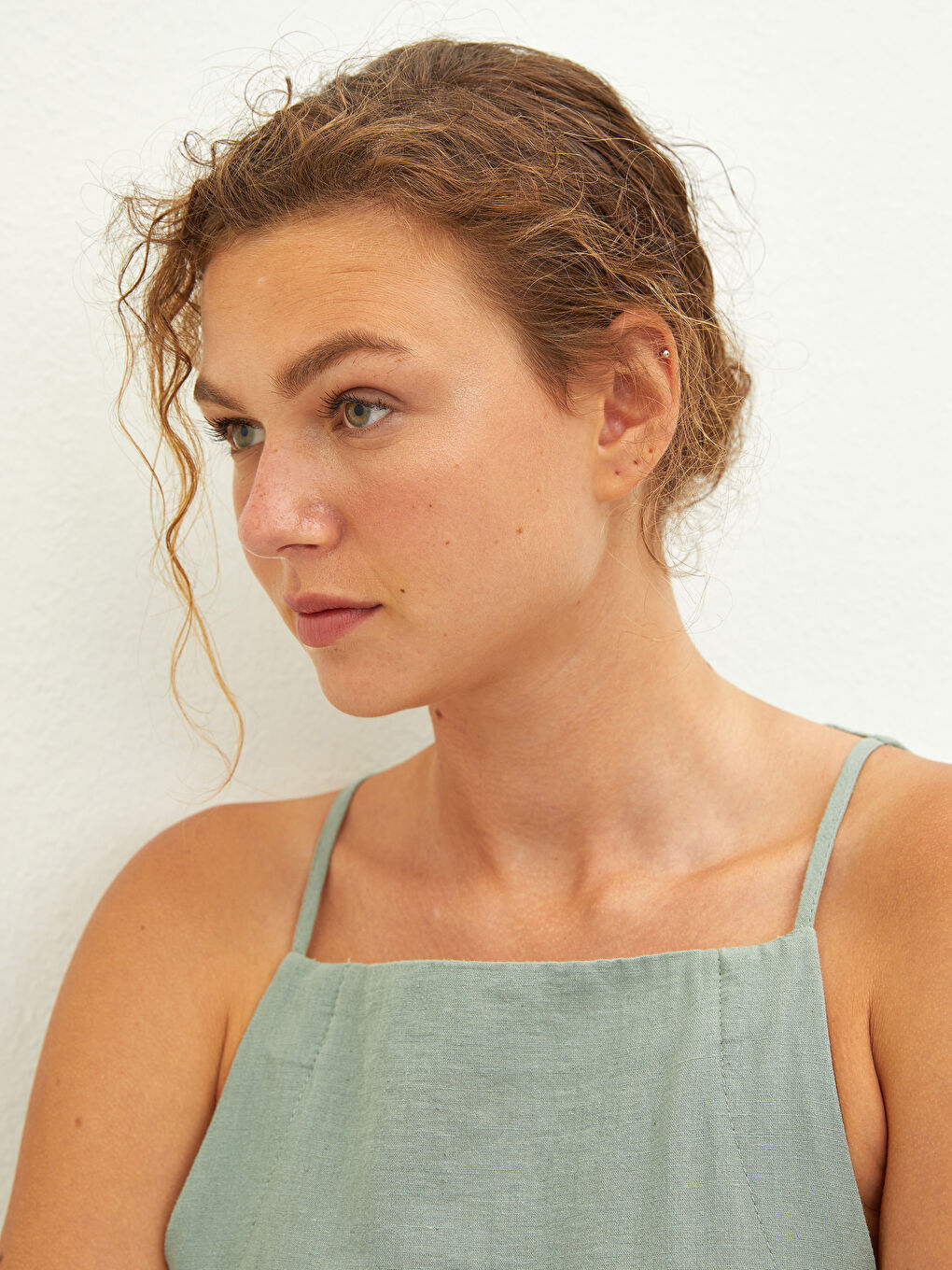 Haki Kadın Kare Yaka Düz Kolsuz Elbise-3