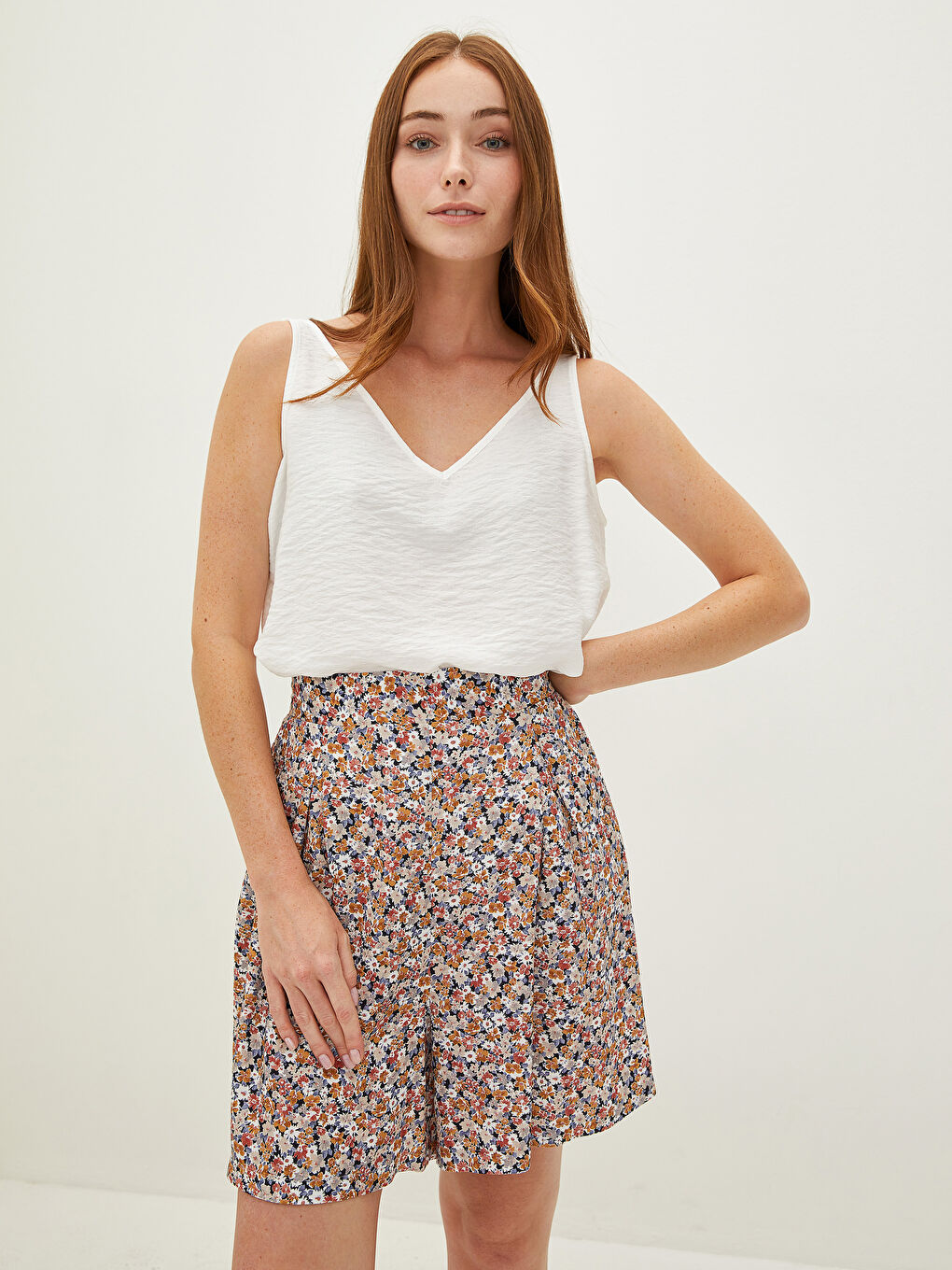 Šorts od viskoze sa cvetnim uzorkom, širokog kroja i elastičnim strukom za žene-2