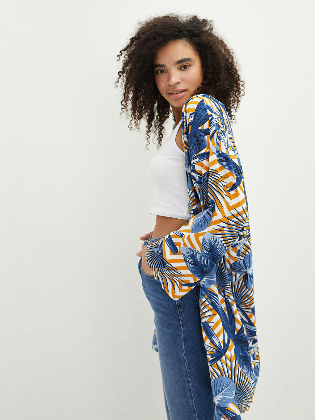 Mavi Şal Yaka Çiçekli Viskon Kadın Kimono-4